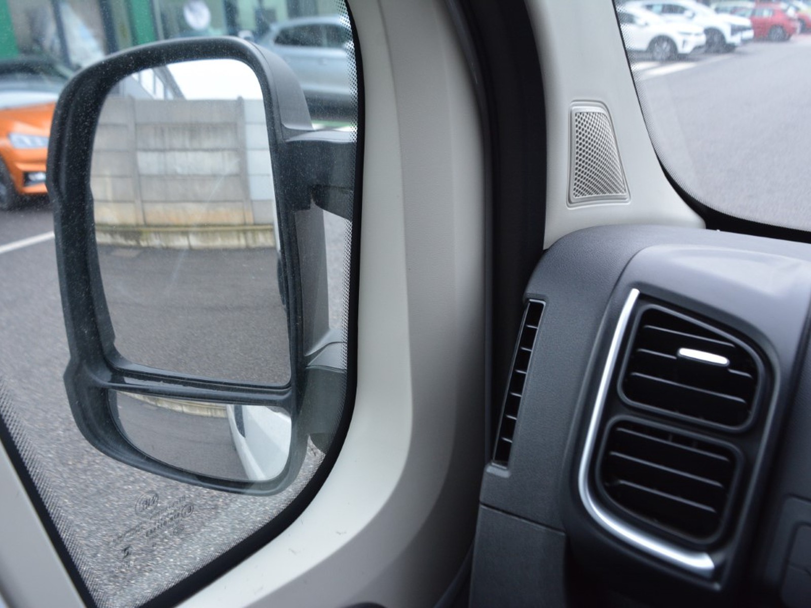 24 - Fiat Professional Ducato e maxi heavy 35 l3h2 205kw charger 22kw