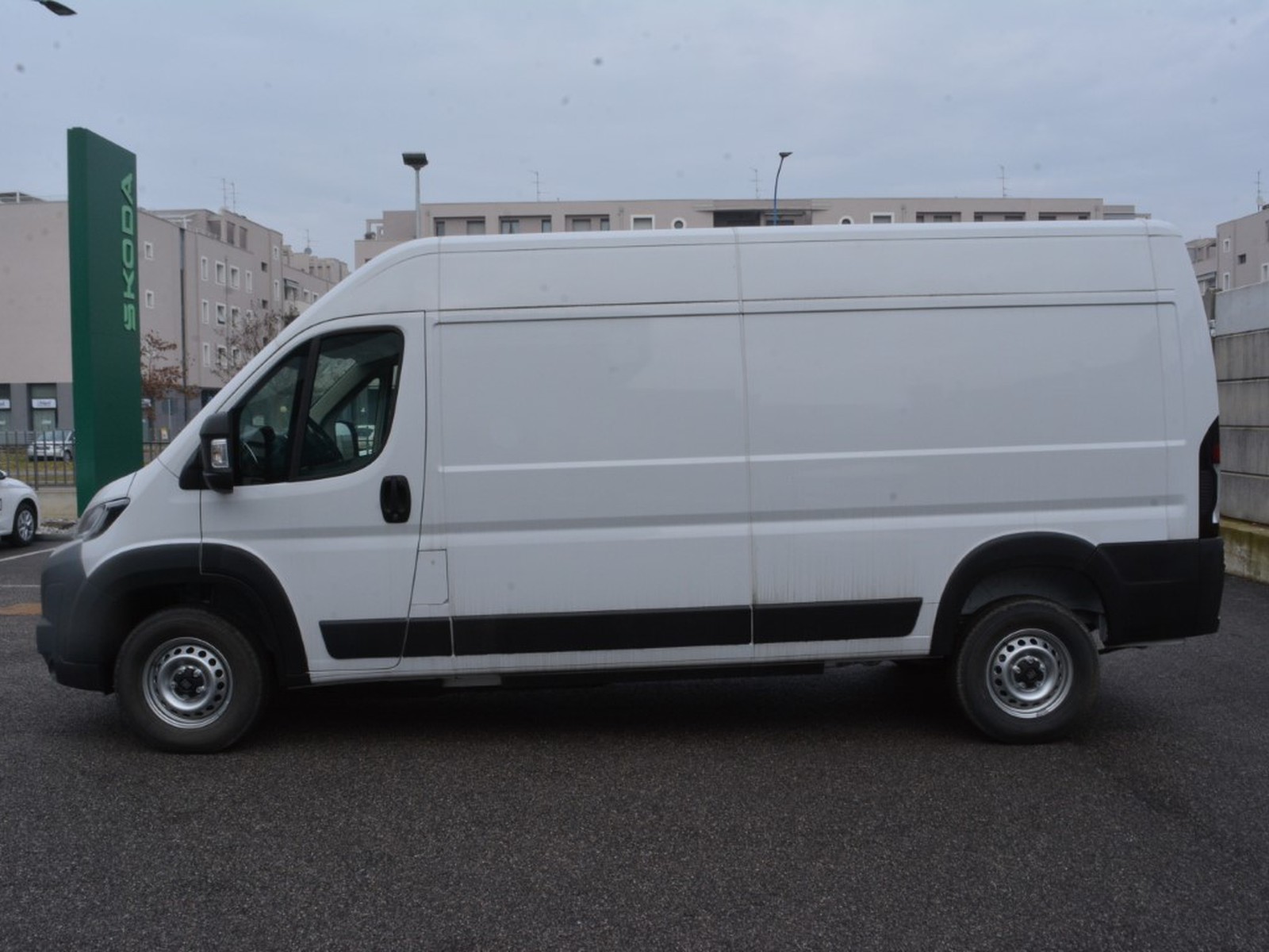30 - Fiat Professional Ducato e maxi heavy 35 l3h2 205kw charger 22kw