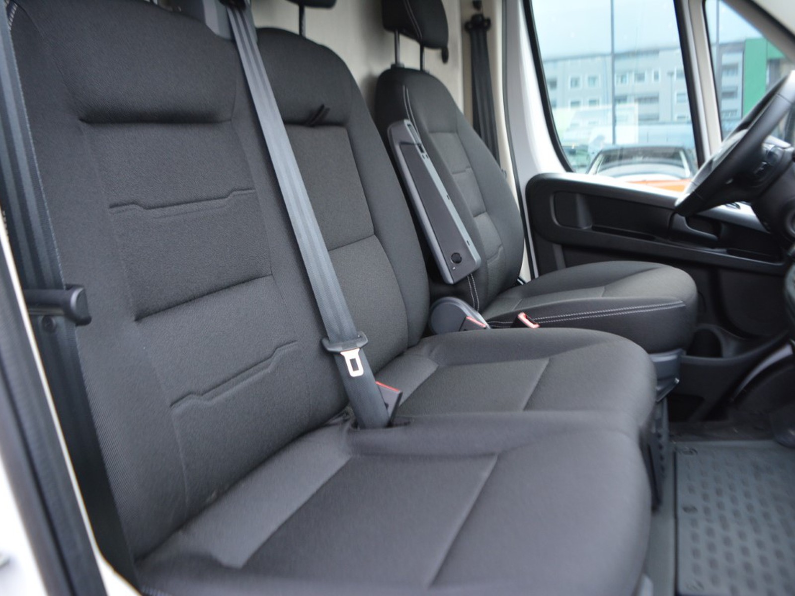 5 - Fiat Professional Ducato e maxi heavy 35 l3h2 205kw charger 22kw