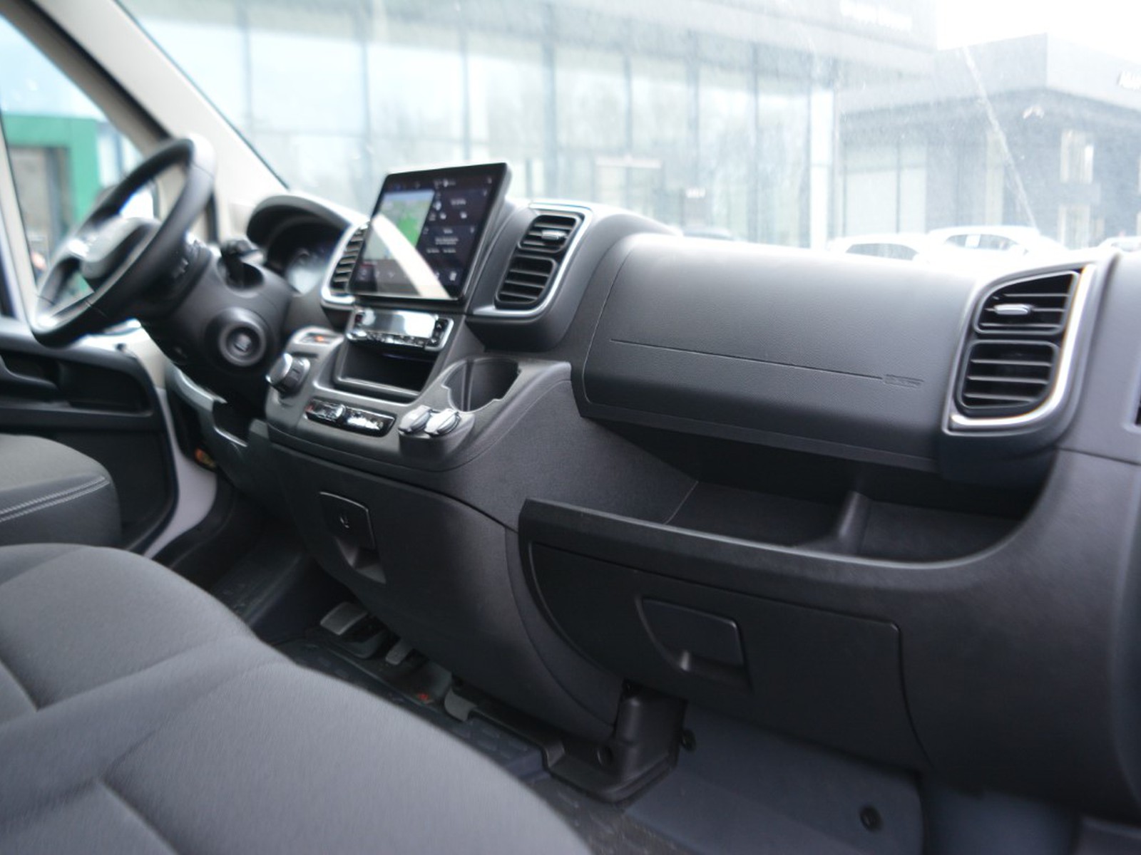 8 - Fiat Professional Ducato e maxi heavy 35 l3h2 205kw charger 22kw