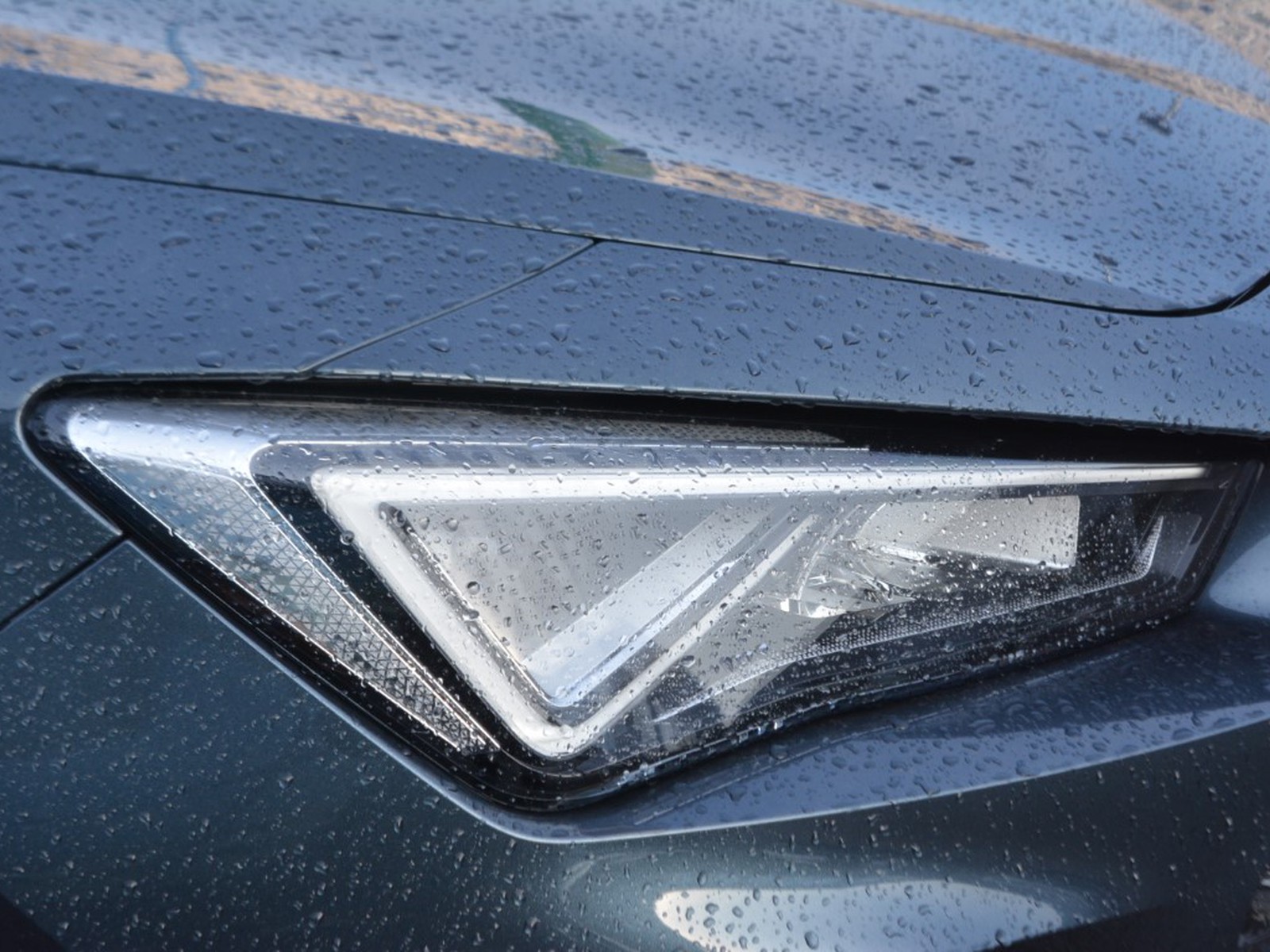 21 - Cupra Formentor 1.4 e-hybrid 204cv dsg