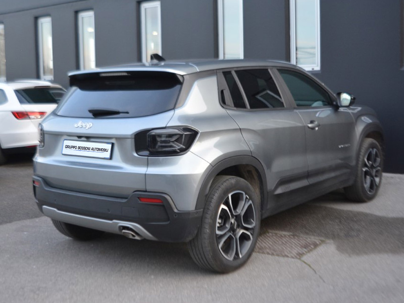 3 - Jeep Avenger 1.2 turbo 100cv summit fwd