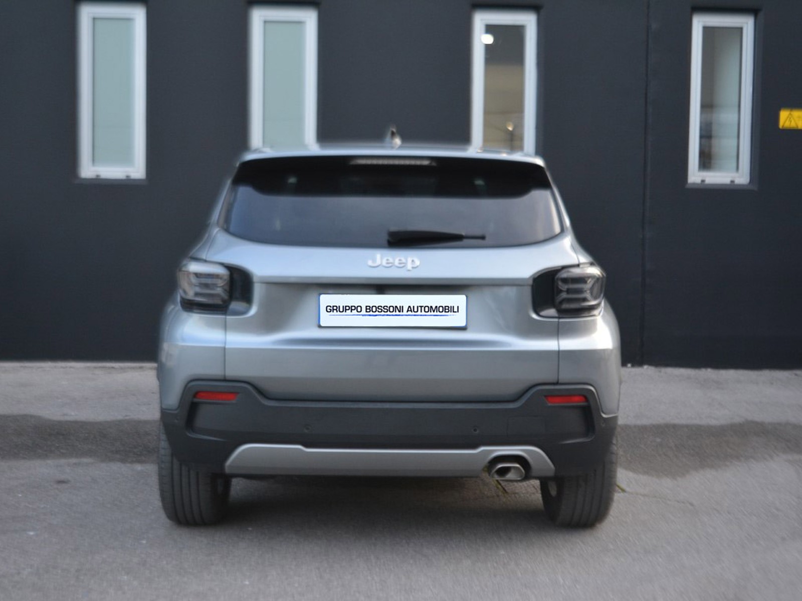 4 - Jeep Avenger 1.2 turbo 100cv summit fwd