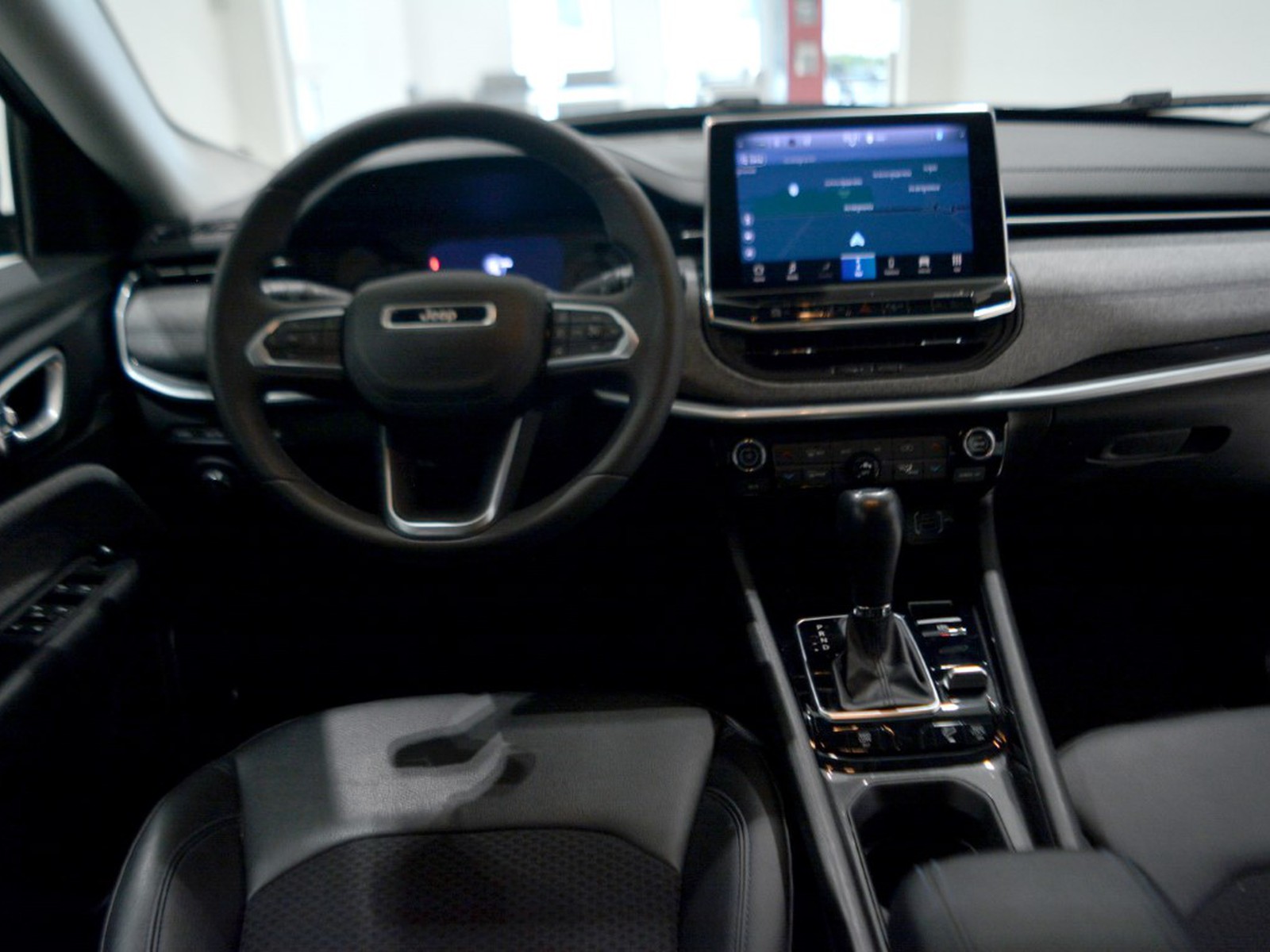 9 - Jeep Compass 1.3 turbo t4 phev business 4xe at6