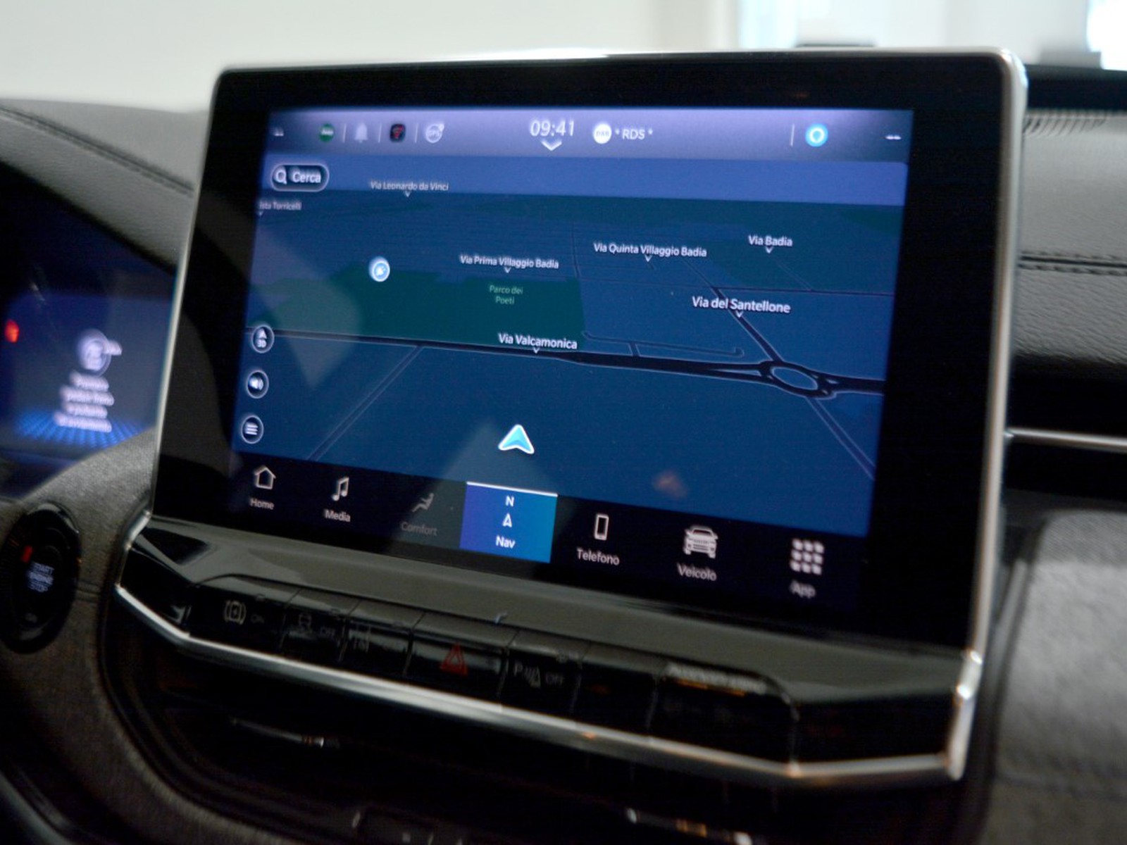 10 - Jeep Compass 1.3 turbo t4 phev business 4xe at6