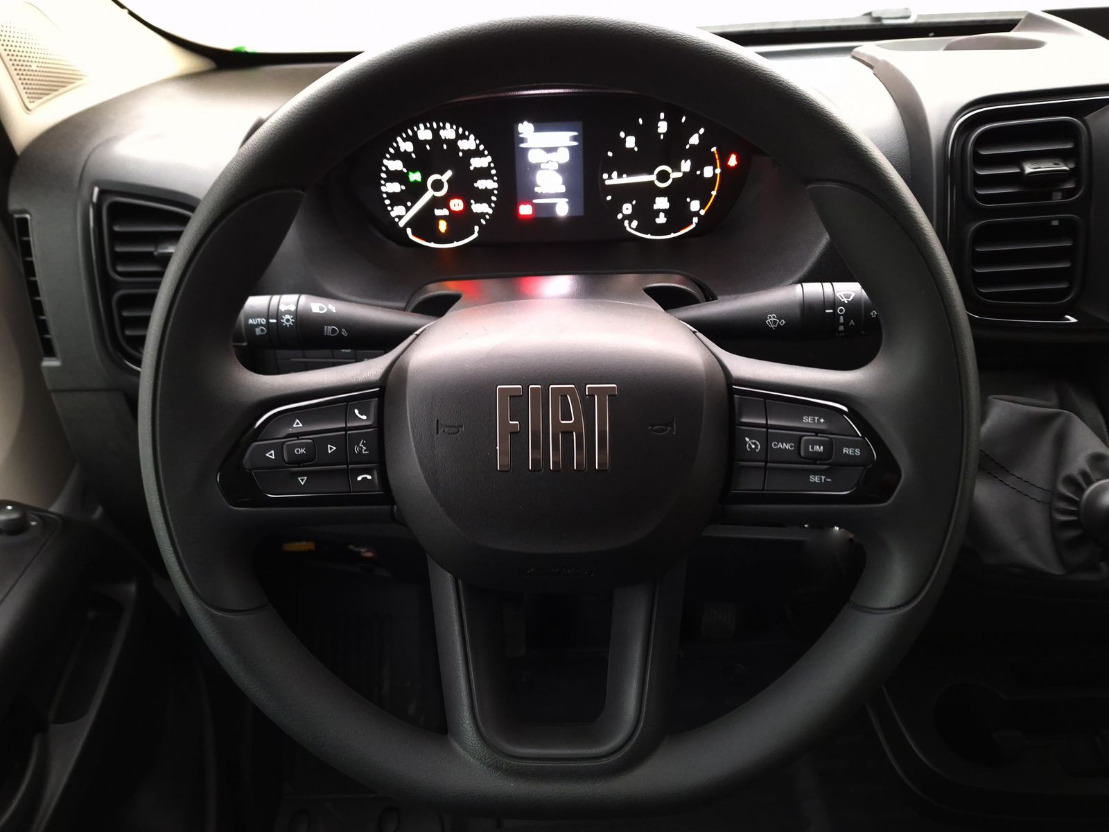 9 - Fiat Professional Ducato Serie 2 My25.5 Maxi Cassonato L4 35 2.2 Diesel 140 Cv Manua