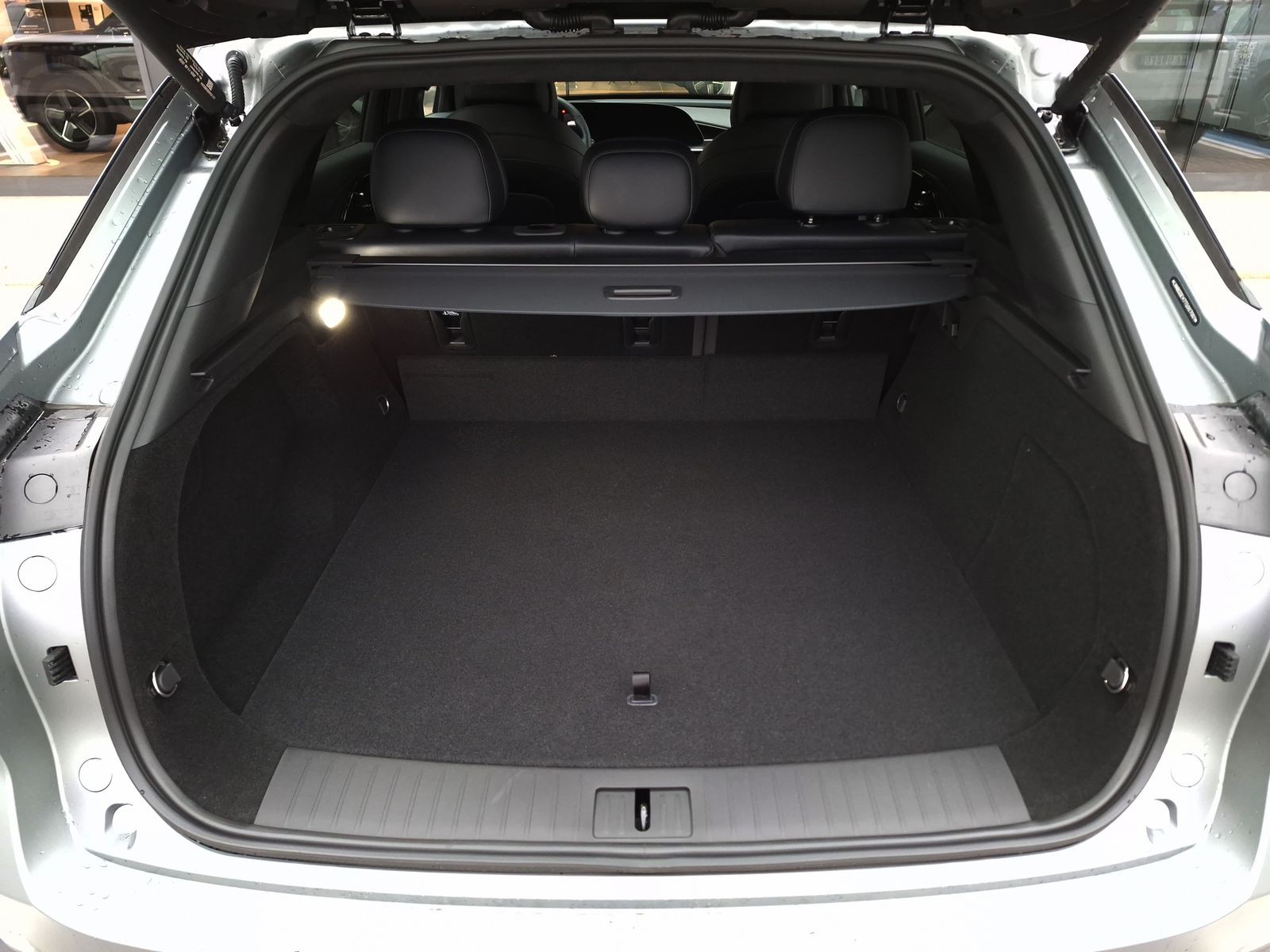 6 - Omoda 9 shs-p 1.5 tgdi plug-in premium i-awd dht3