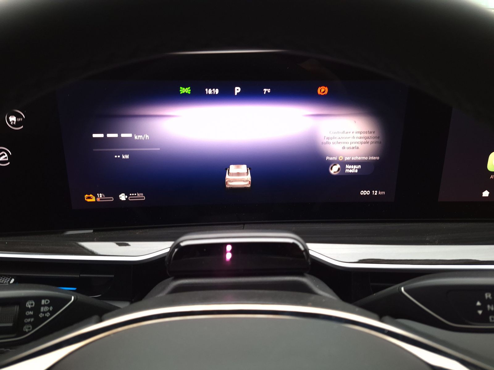 10 - Omoda 9 shs-p 1.5 tgdi plug-in premium i-awd dht3