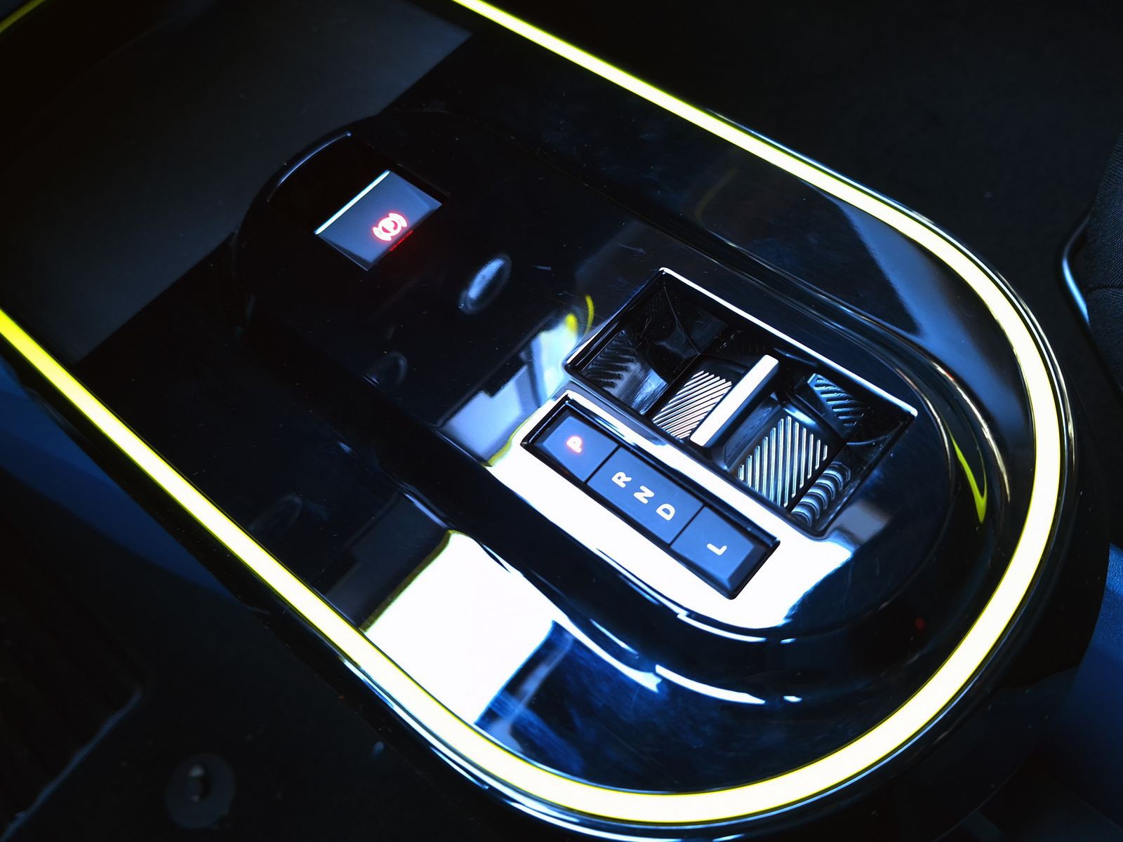 18 - Fiat Grande Panda 1.2 hybrid 110cv icon