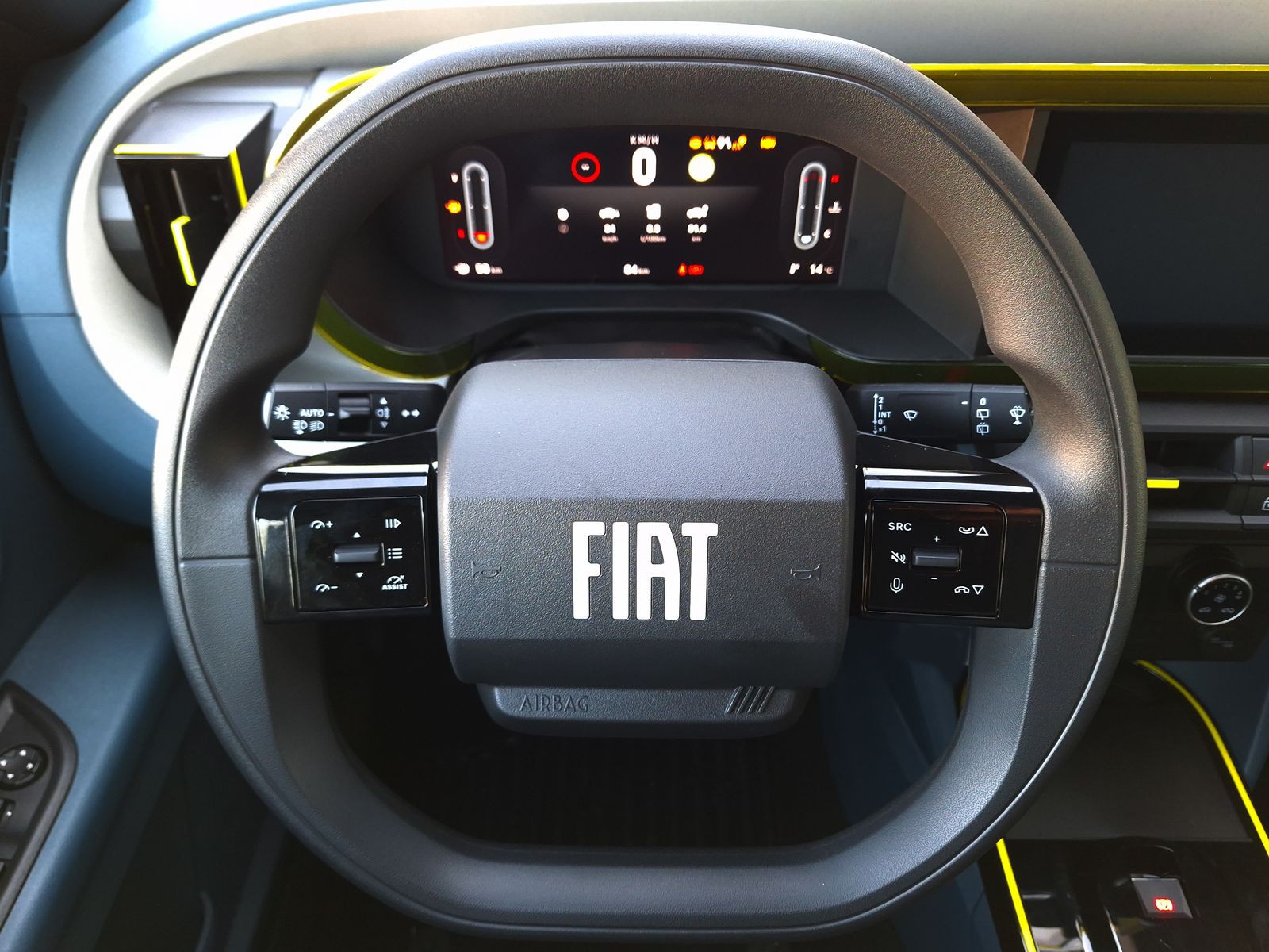 9 - Fiat Grande Panda 1.2 hybrid 110cv icon