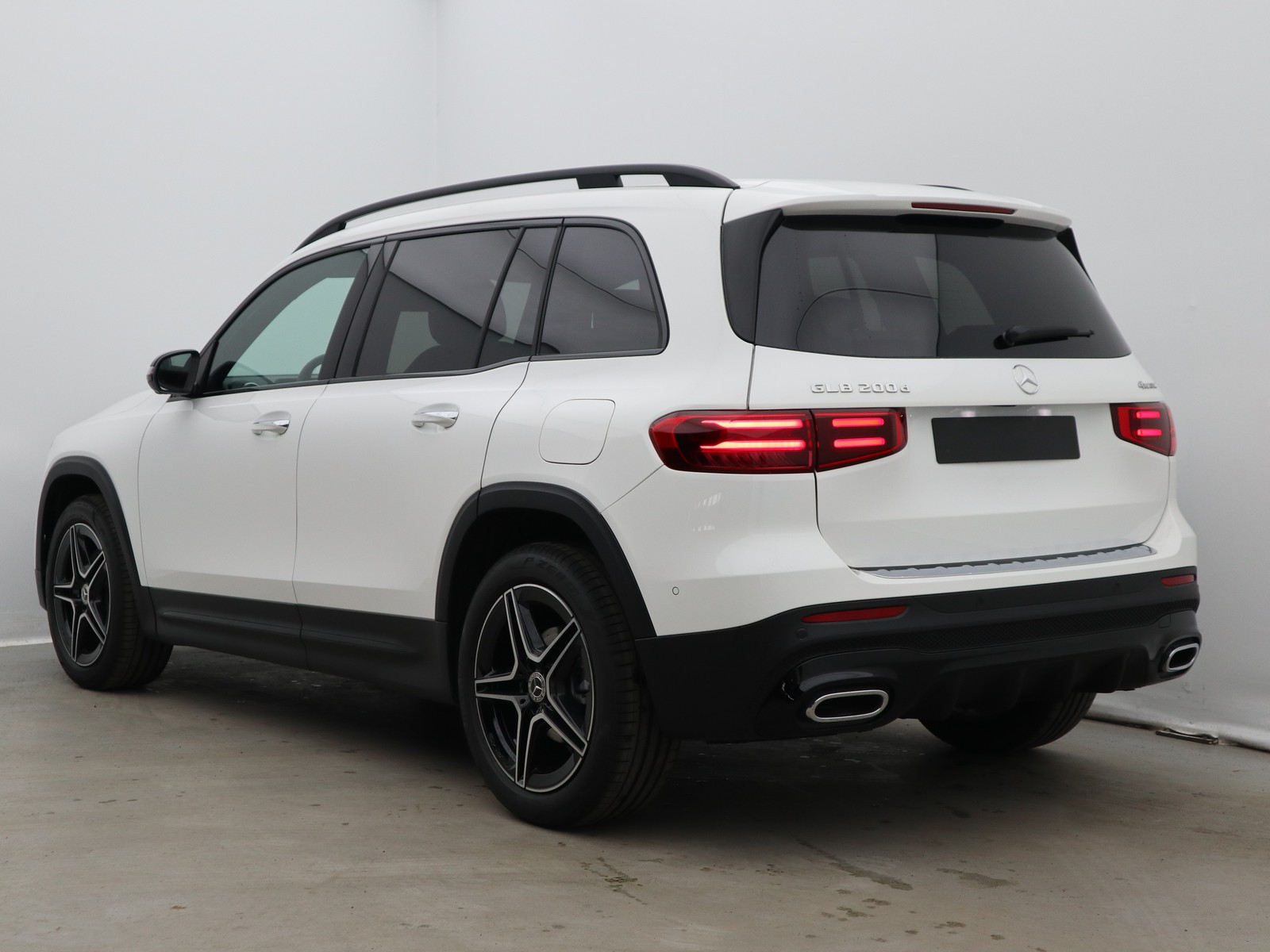 5 - Mercedes GLB 200 d amg line premium 4matic 8g-dct