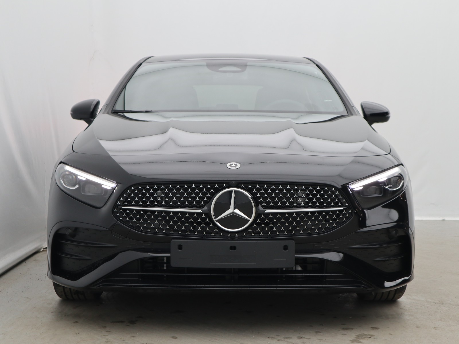 2 - Mercedes Classe A 180 amg line premium 7g-dct