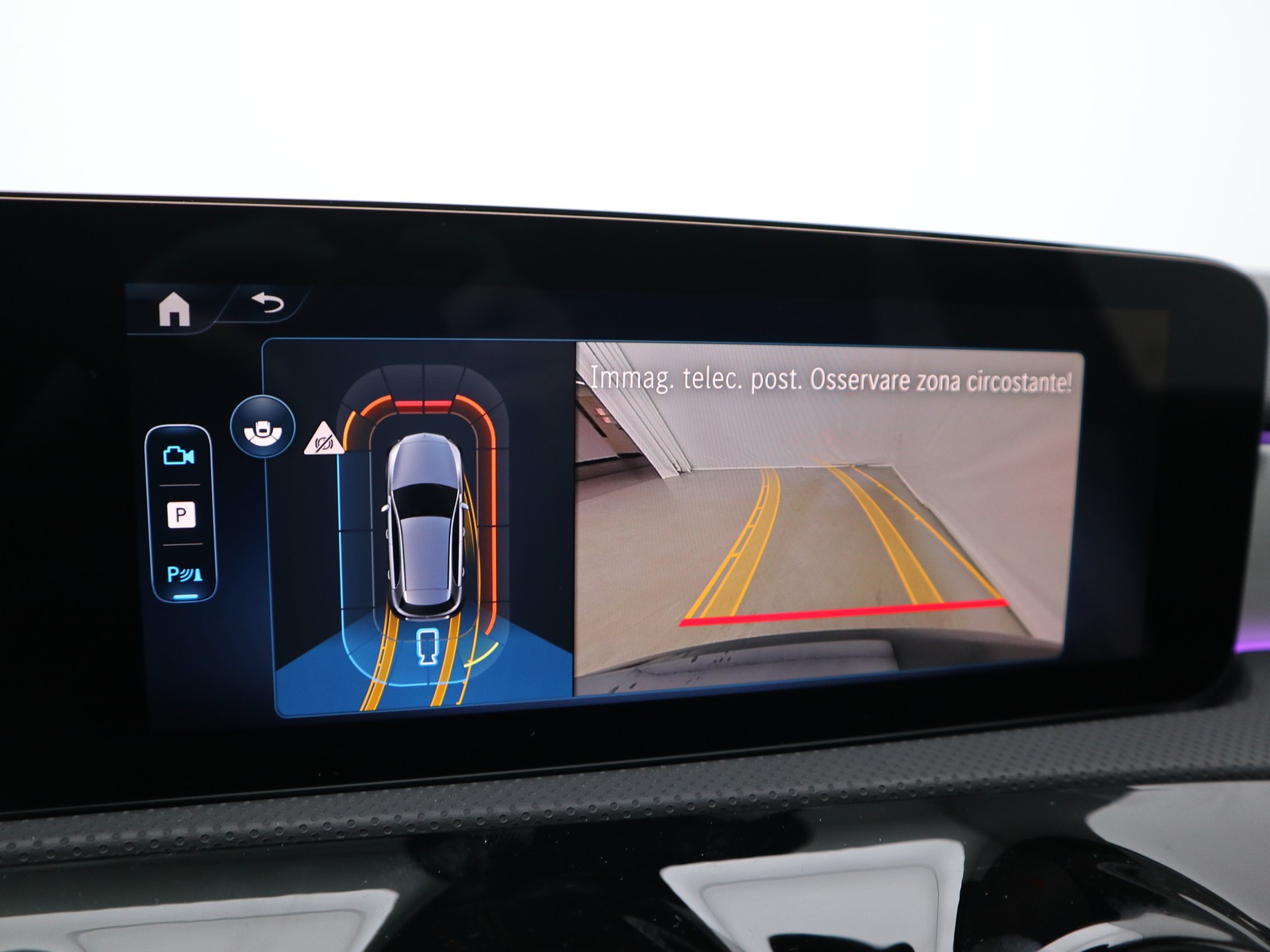 11 - Mercedes Classe A 180 amg line premium 7g-dct