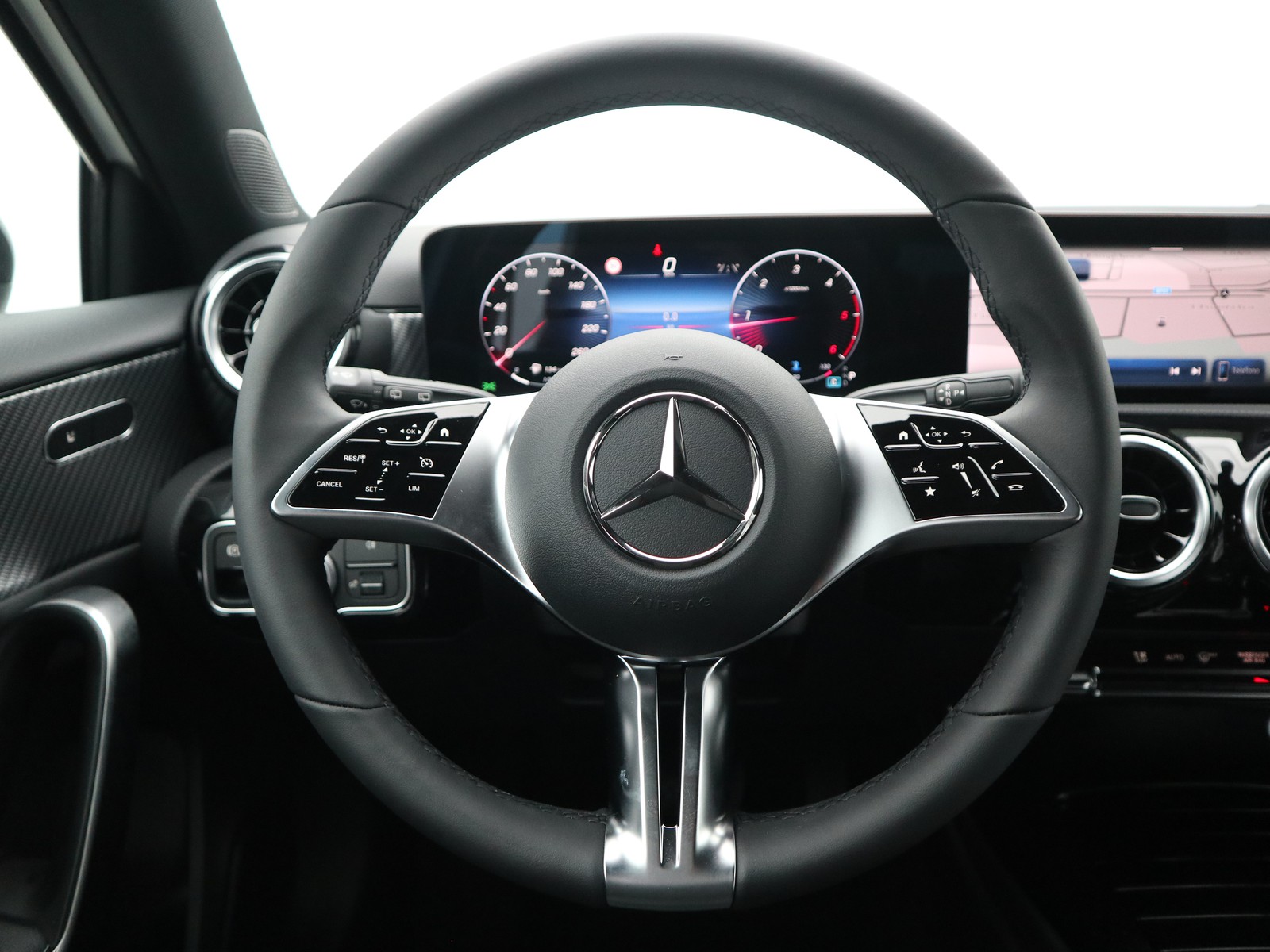 17 - Mercedes Classe A 180 d progressive extra speedshift dct amg 8g