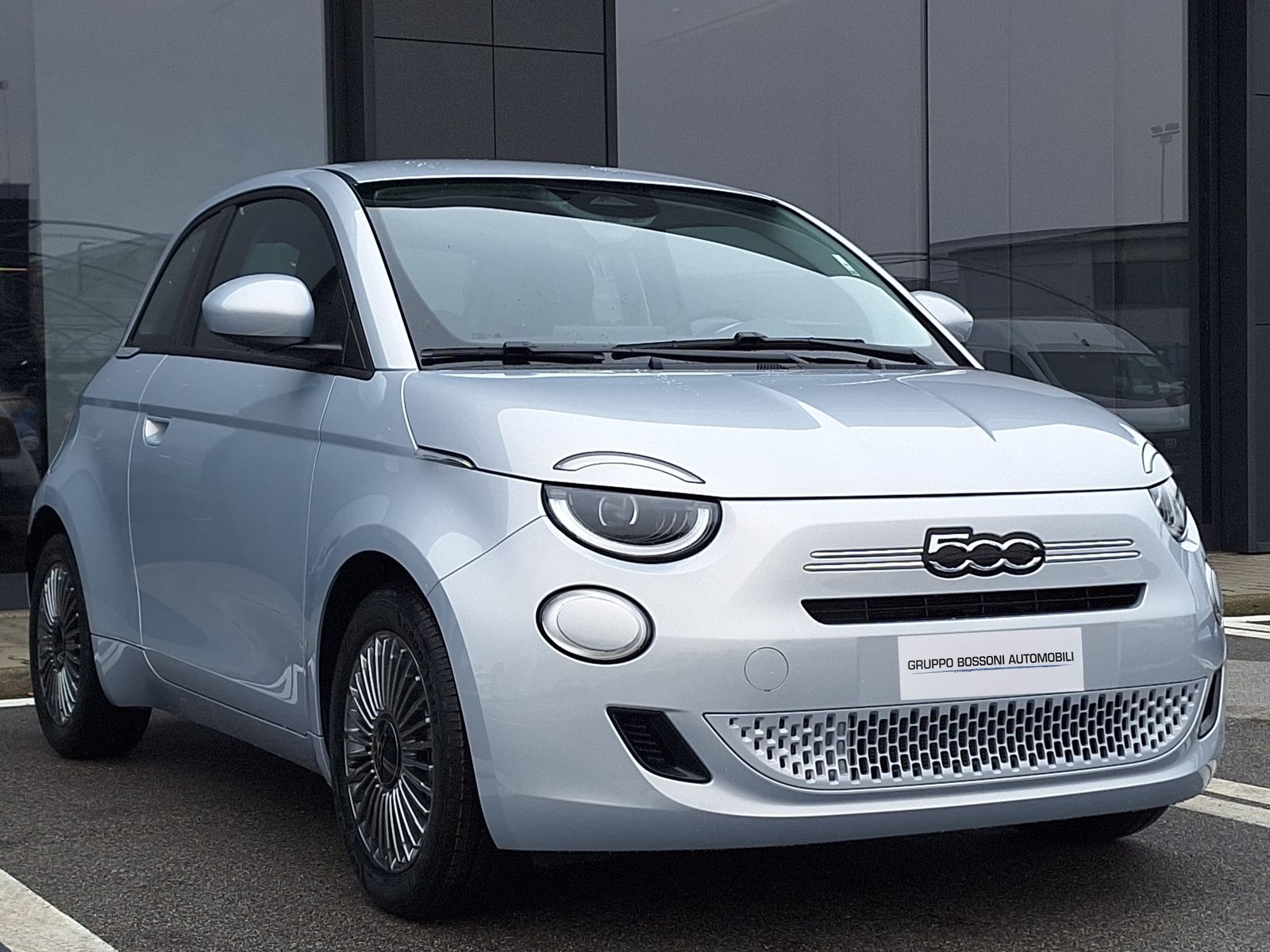 3 - Fiat 500 1.0 hybrid torino