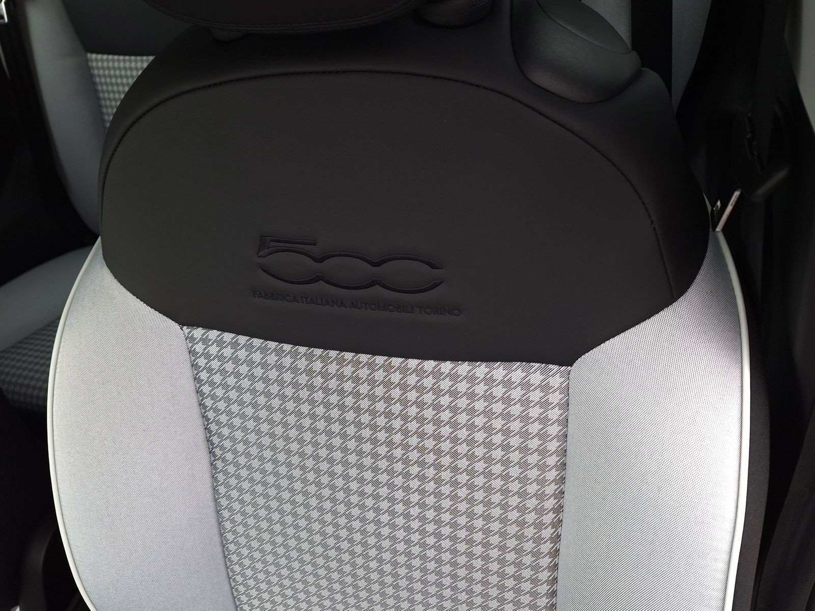 22 - Fiat 500 1.0 hybrid torino