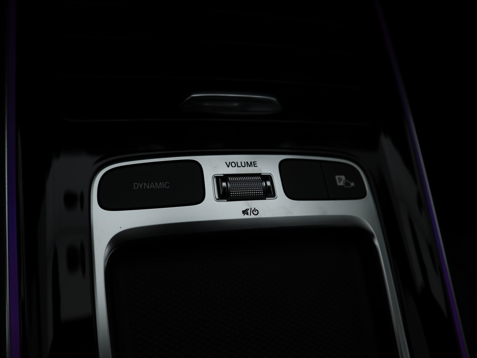 14 - Mercedes GLA 200 d amg line premium 8g-dct