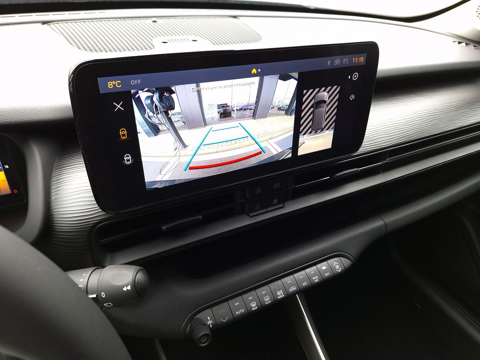 17 - Jeep Avenger 1.2 turbo 100cv altitude fwd