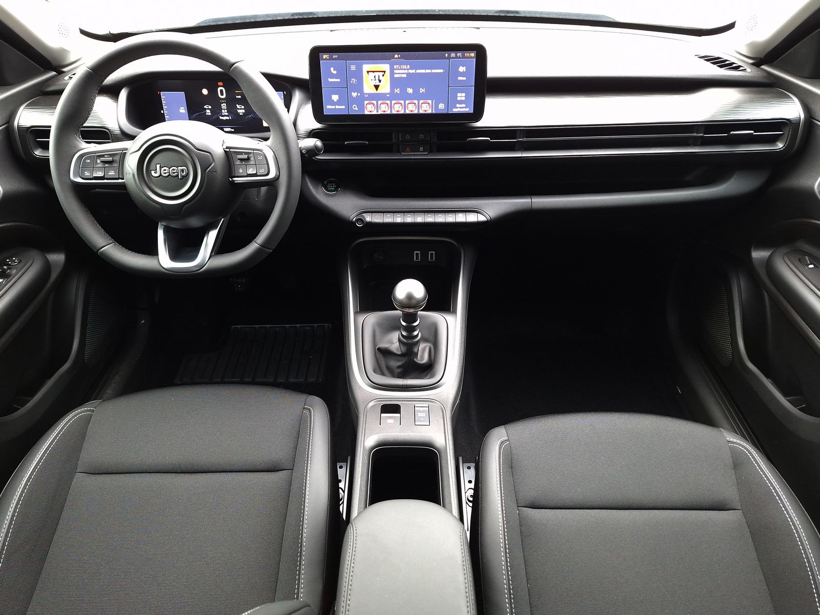 8 - Jeep Avenger 1.2 turbo 100cv altitude fwd