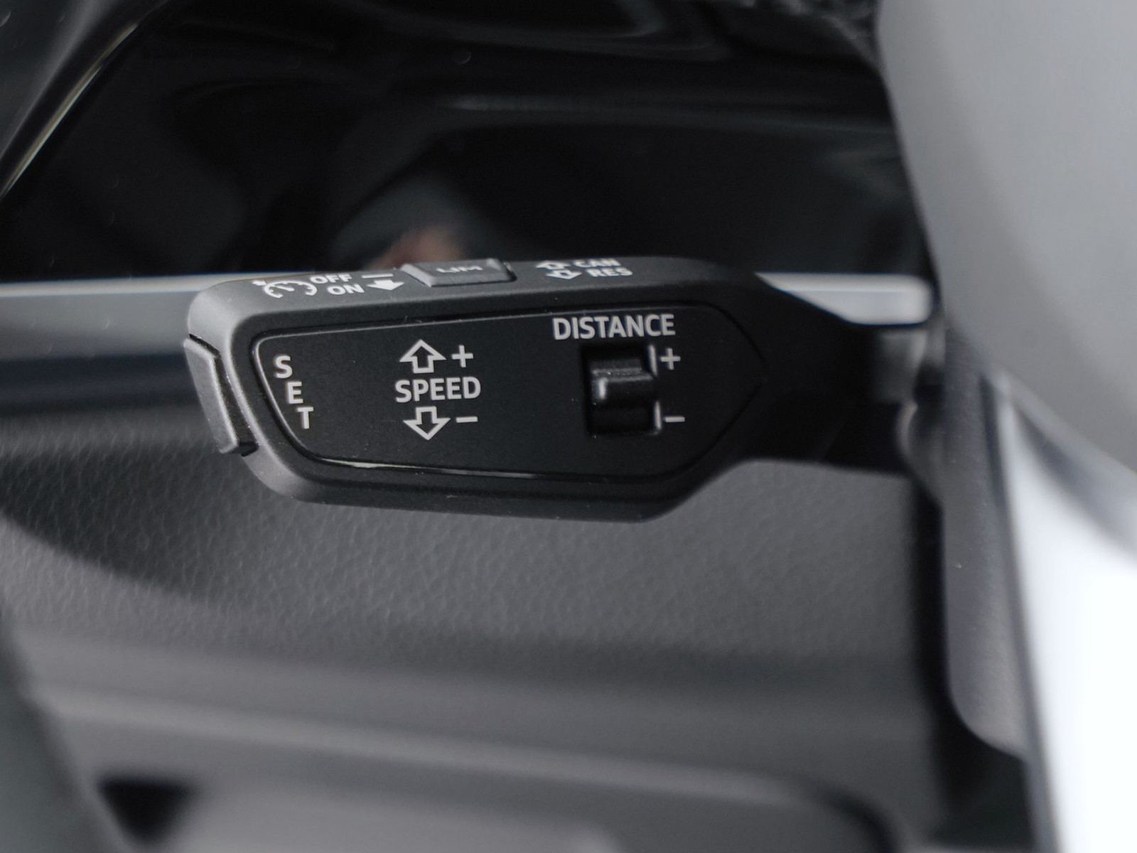 24 - Audi Q3 sportback 35 1.5 tfsi evo2 s line edition s tronic