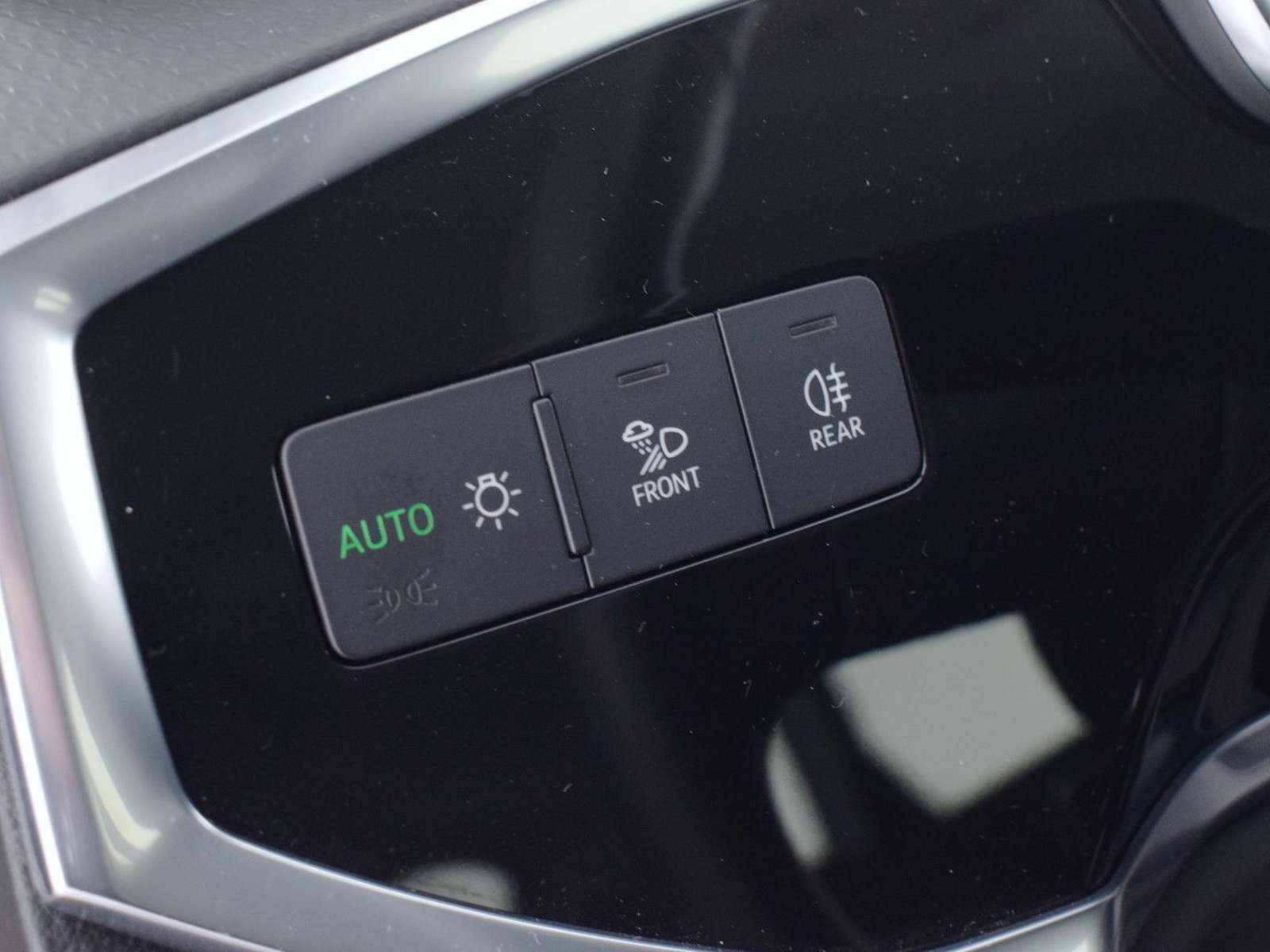 11 - Audi Q3 35 2.0 tdi business advanced s tronic