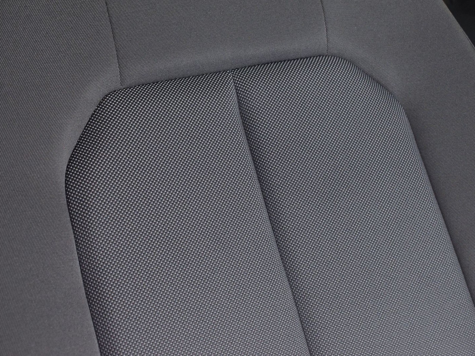 20 - Audi Q3 35 2.0 tdi business advanced s tronic