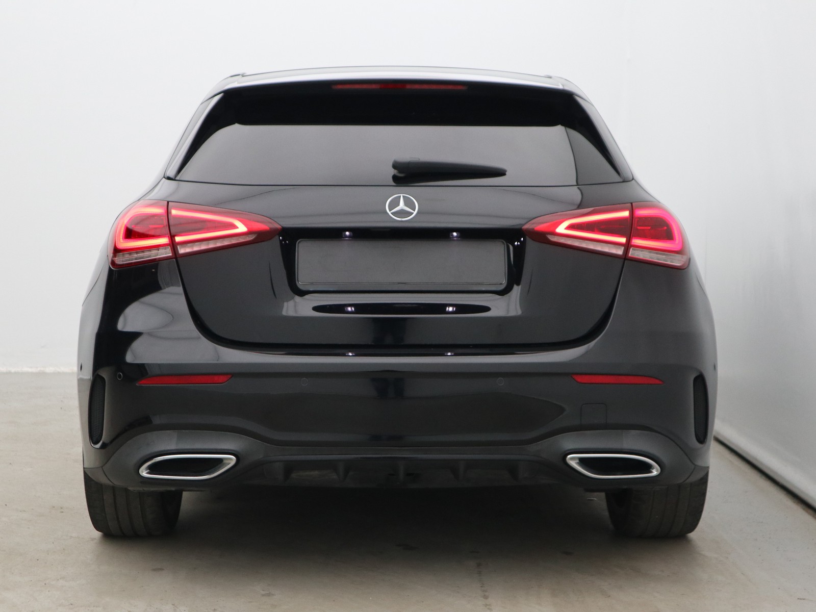 6 - Mercedes Classe A 250 e plug in hybrid (e eq-power) premium 8g-dct