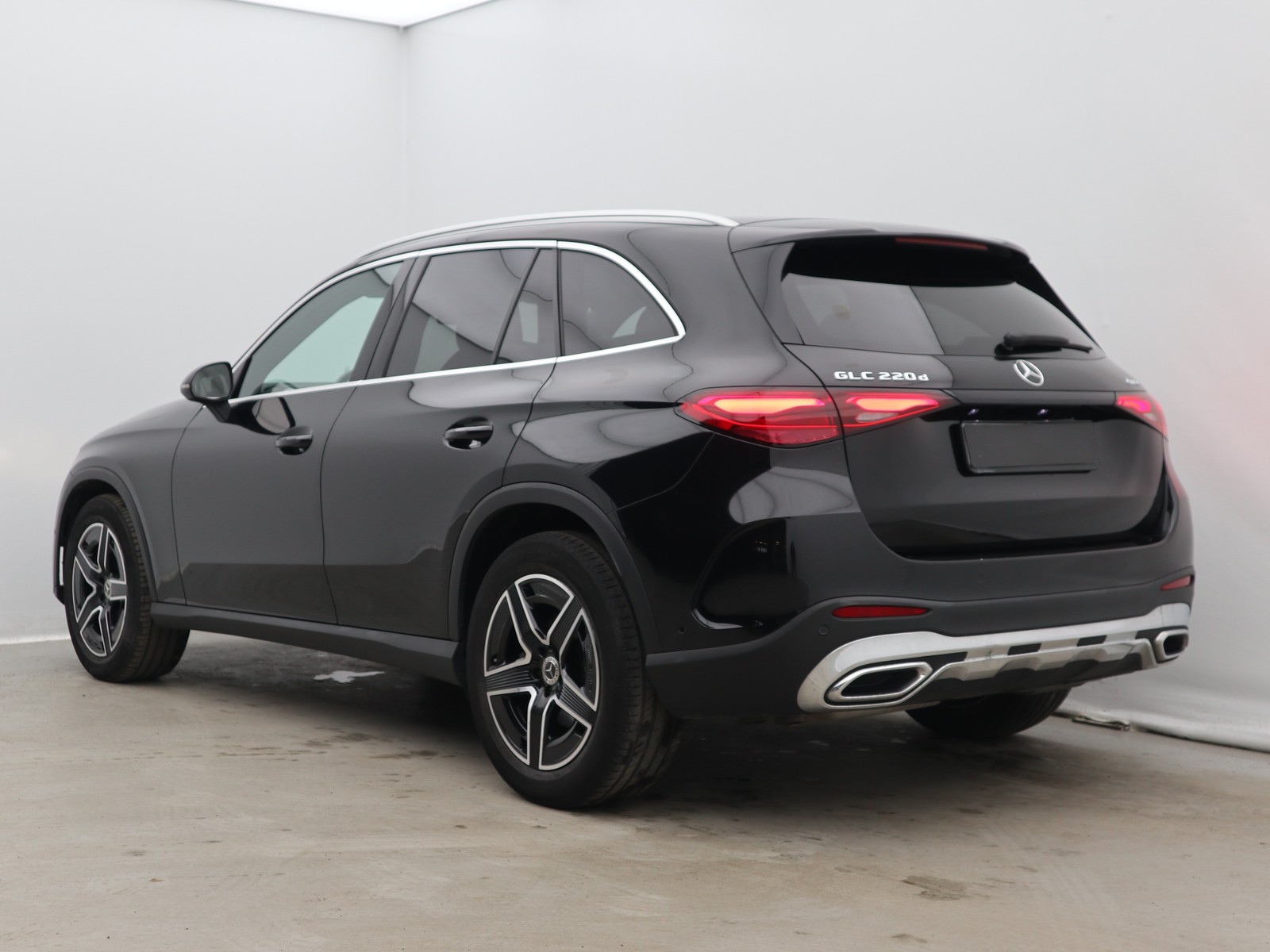 5 - Mercedes GLC suv 220 d amg advanced 4matic 9g-tronic