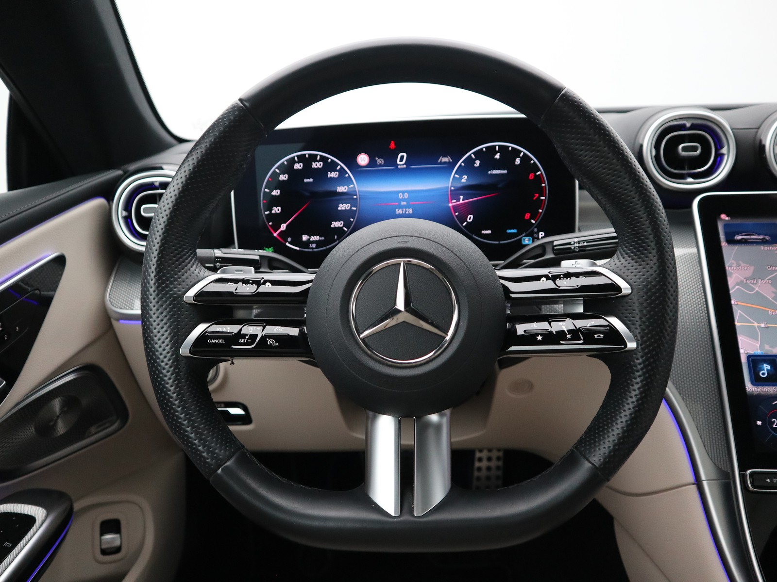 18 - Mercedes CLE coupe 200 amg line premium plus 9g-tronic plus