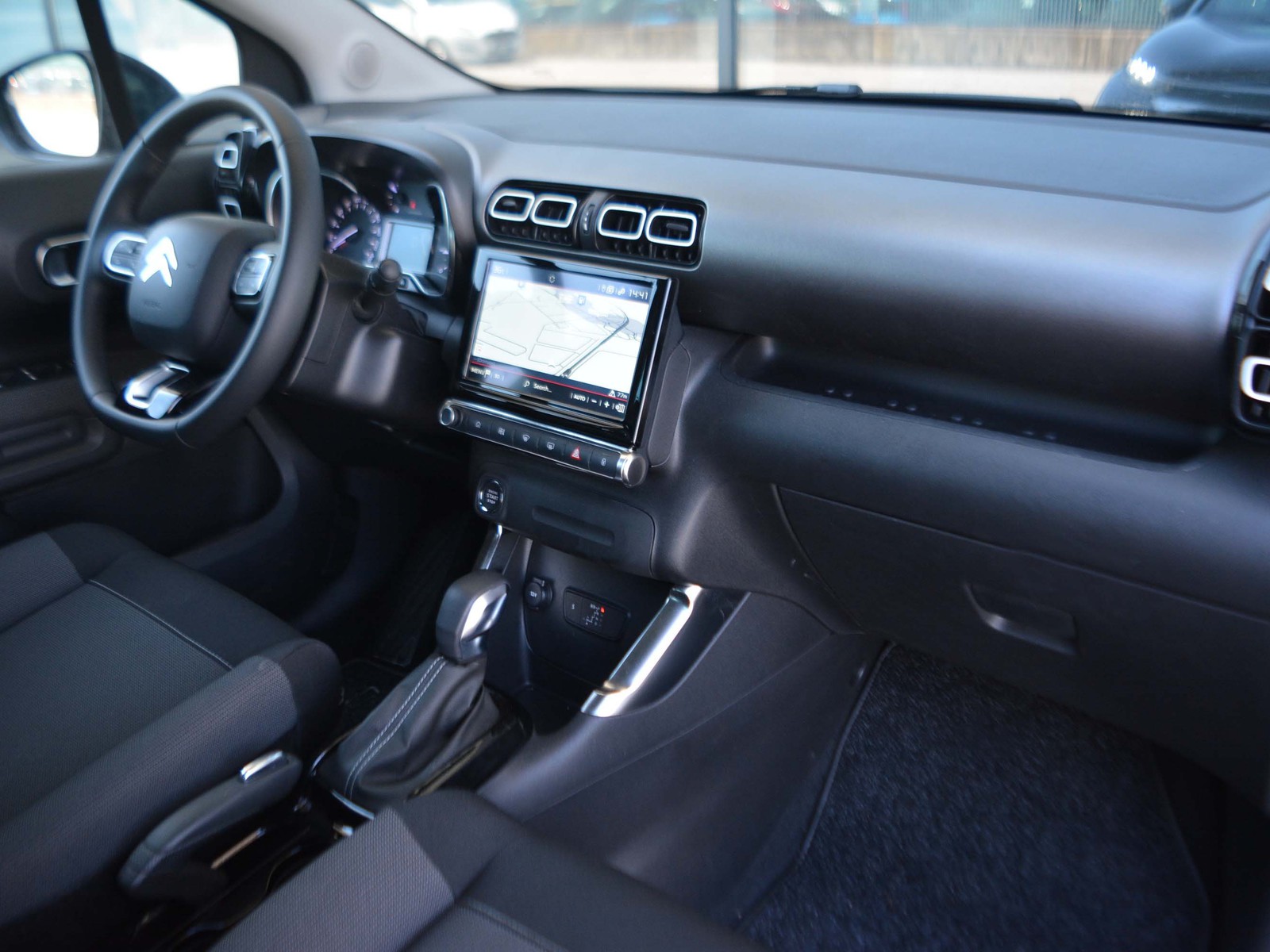 8 - Citroen C3 Aircross 1.2 puretech max eat6 s&s