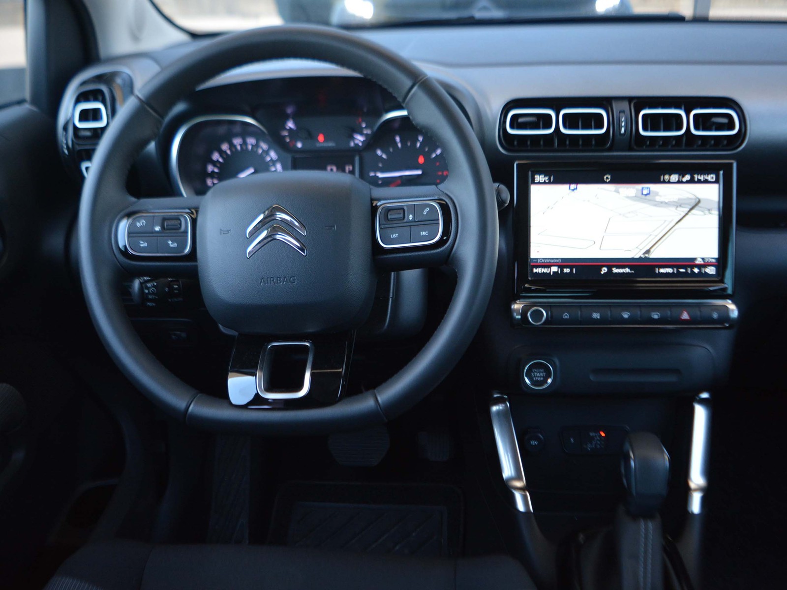 9 - Citroen C3 Aircross 1.2 puretech max eat6 s&s