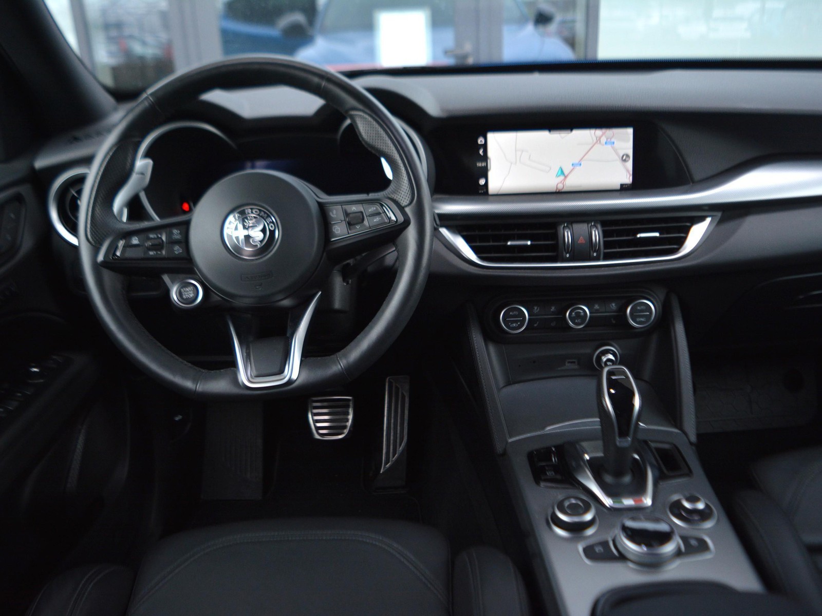 9 - Alfa Romeo Stelvio 2.2 turbo 210cv veloce q4 at8