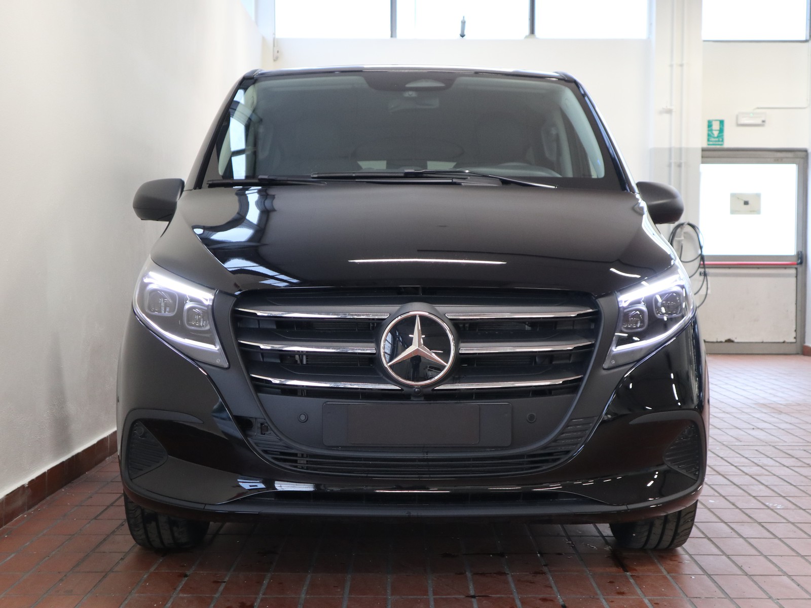 2 - Mercedes Vans Vito tourer 116 cdi long select 9g-tronic