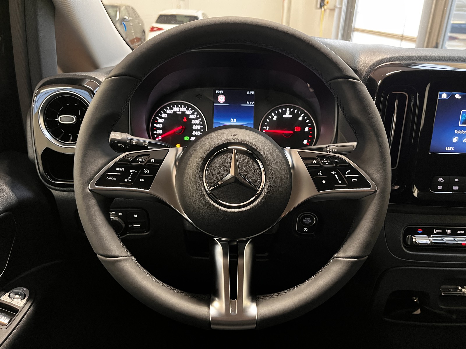 15 - Mercedes Vans Vito tourer 116 cdi long select 9g-tronic