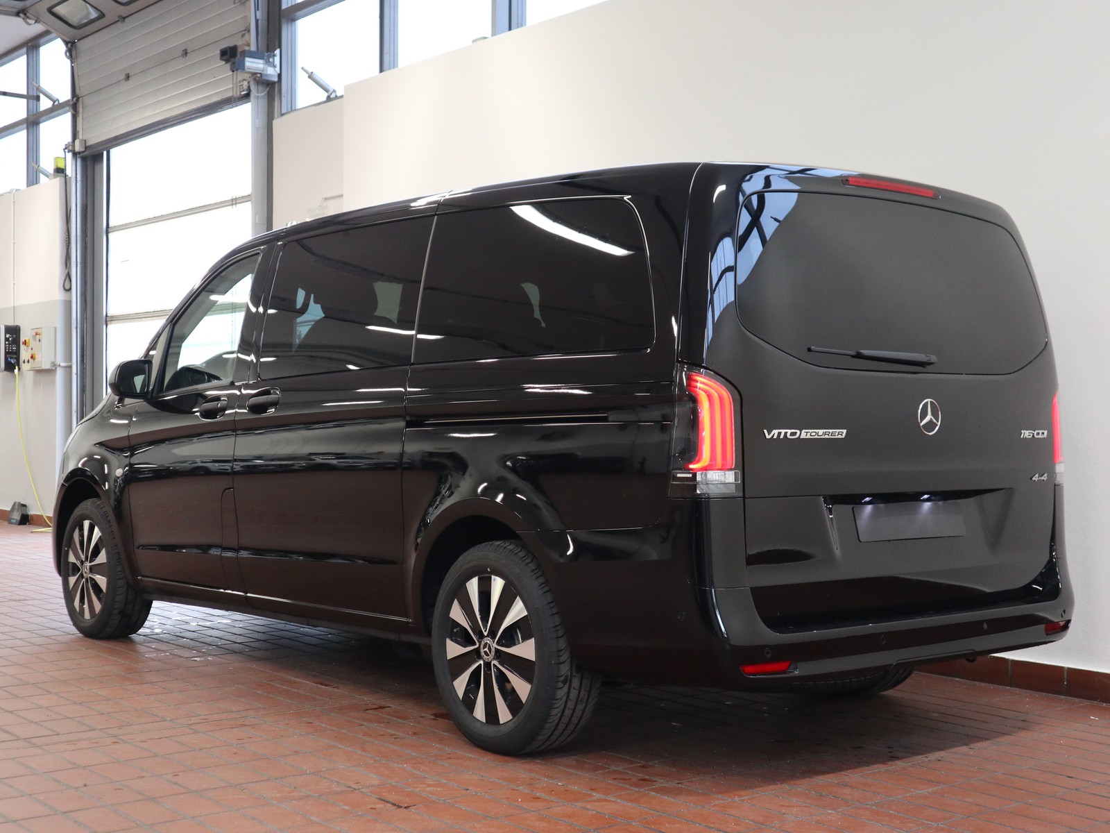 5 - Mercedes Vans Vito tourer 116 cdi long select 9g-tronic