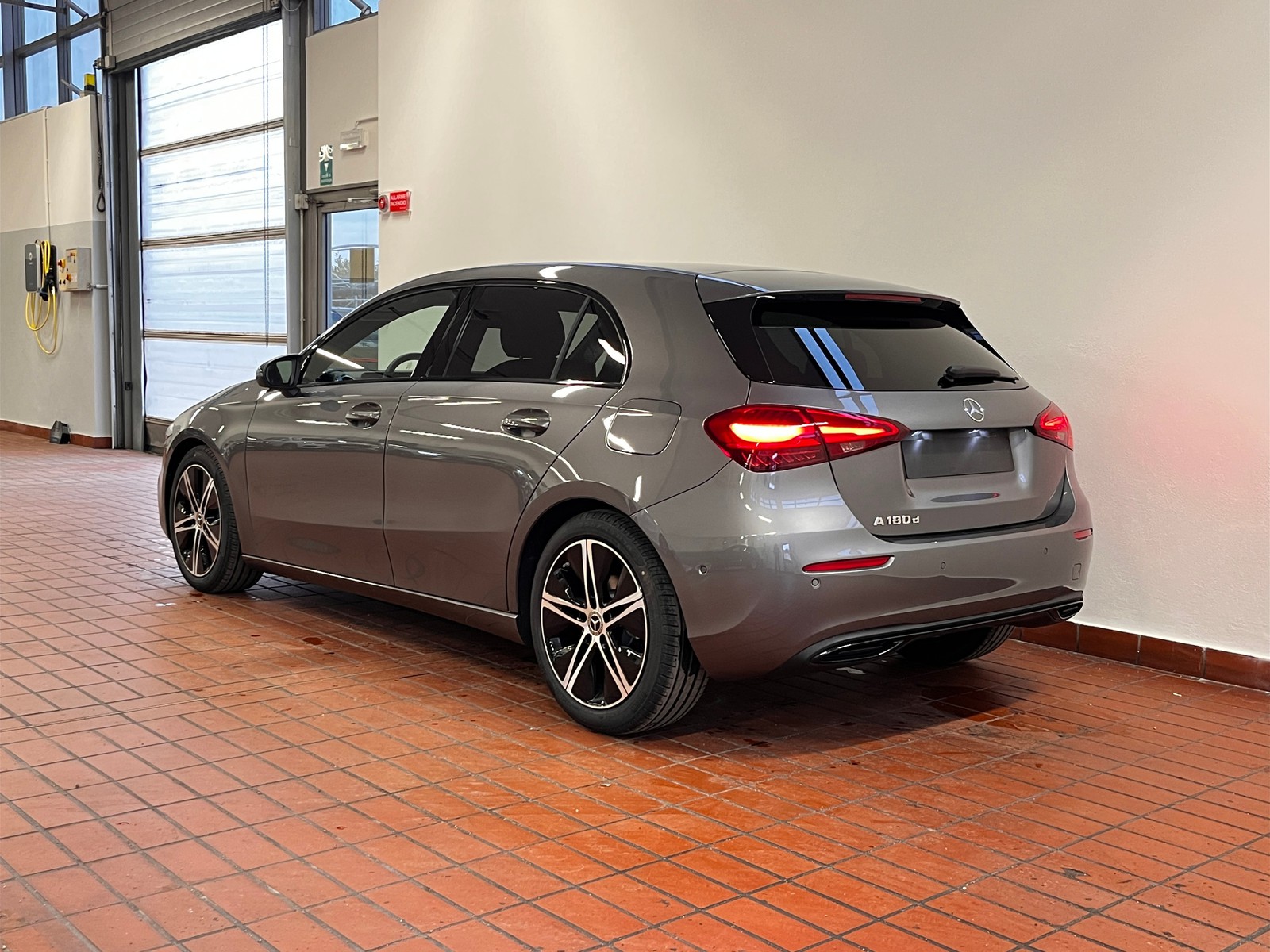 5 - Mercedes Classe A 180 d progressive extra speedshift dct amg 8g