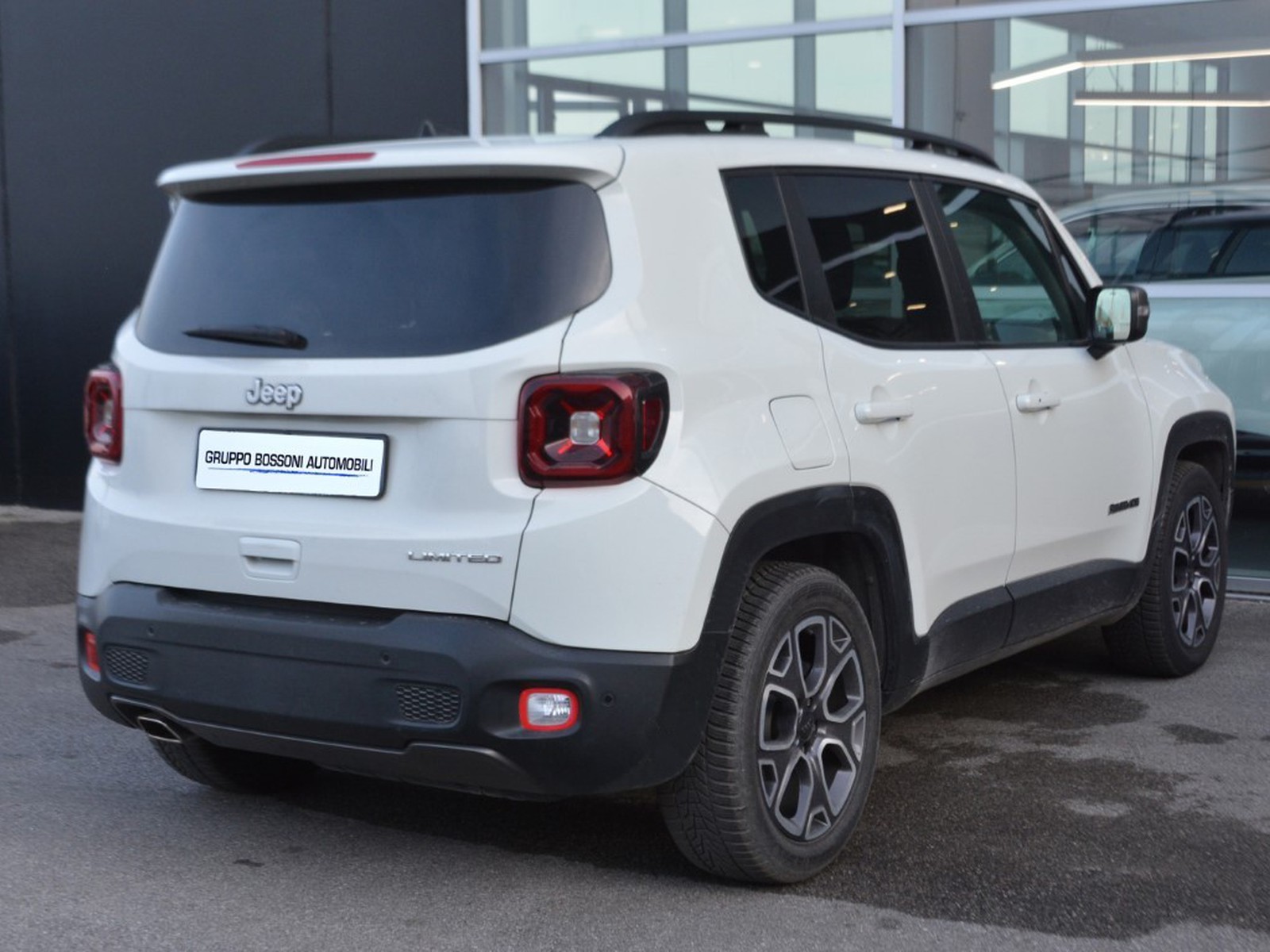 3 - Jeep Renegade 1.6 multijet ii 130cv limited 2wd