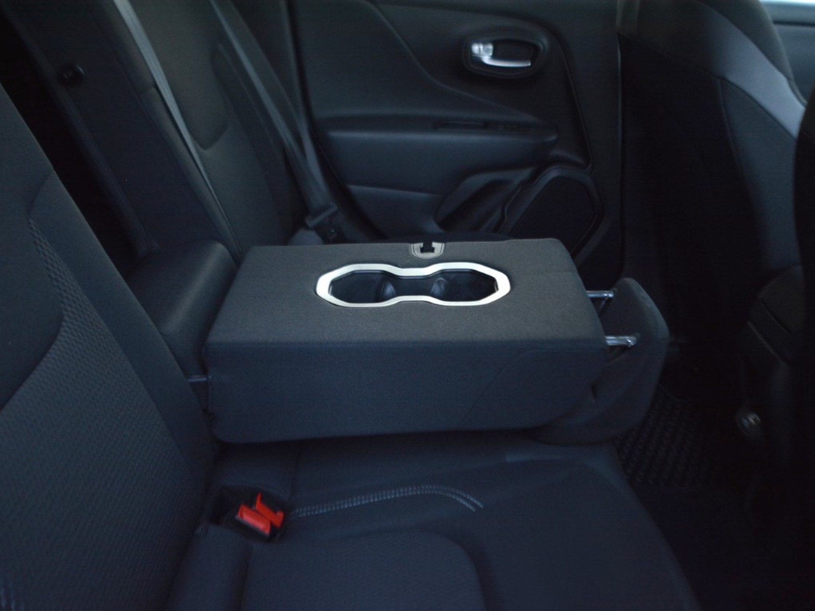 6 - Jeep Renegade 1.6 multijet ii 130cv limited 2wd