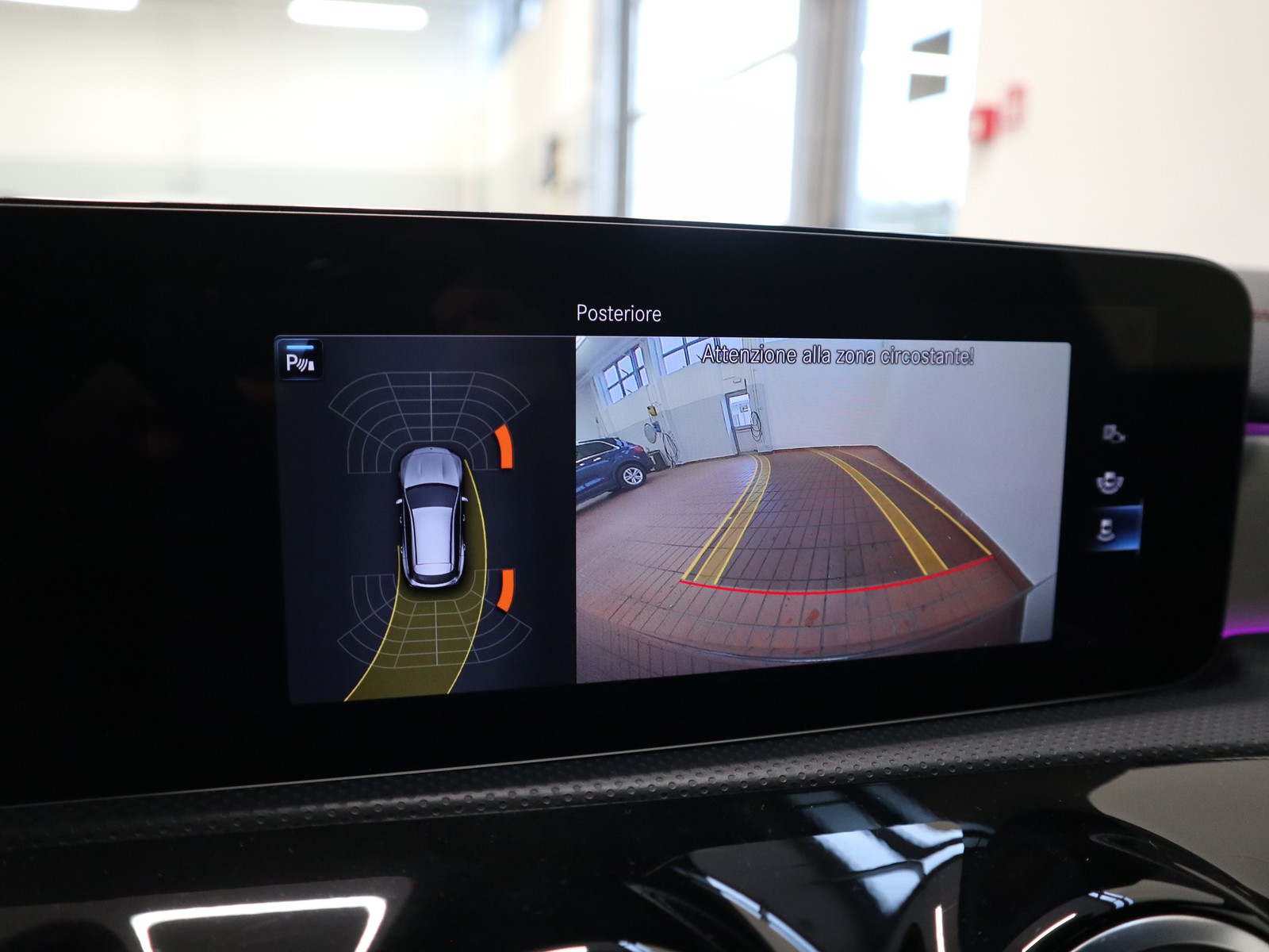 11 - Mercedes CLA shooting brake 200 d premium 8g-dct