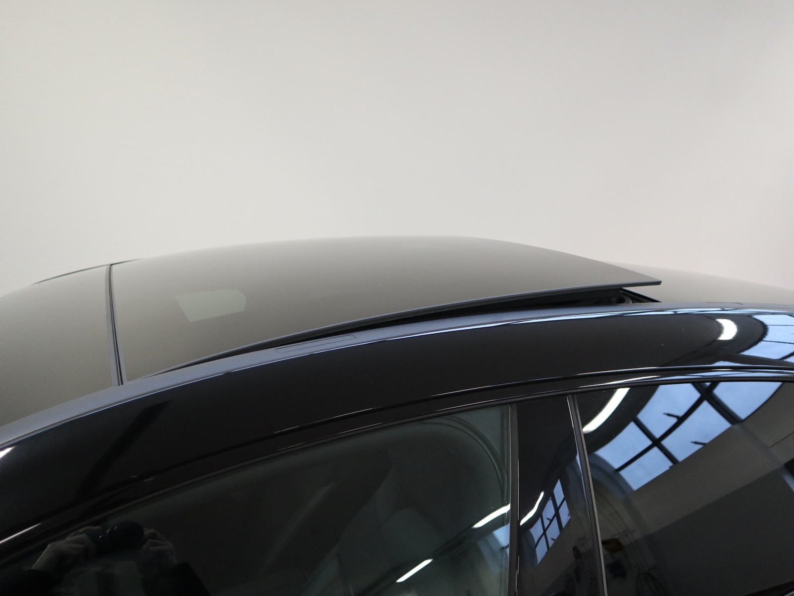 18 - Mercedes CLA shooting brake 200 d premium 8g-dct