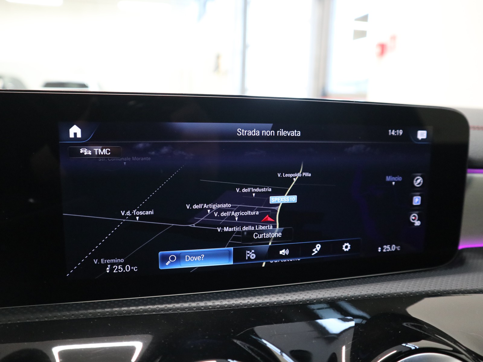 10 - Mercedes CLA shooting brake 200 d premium 8g-dct