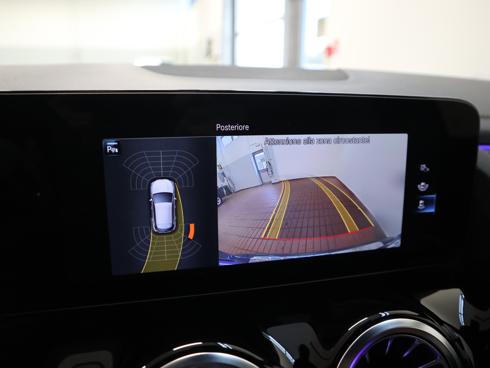 11 - Mercedes GLA 250 e plug in hybrid (e eq-power) premium 8g-dct