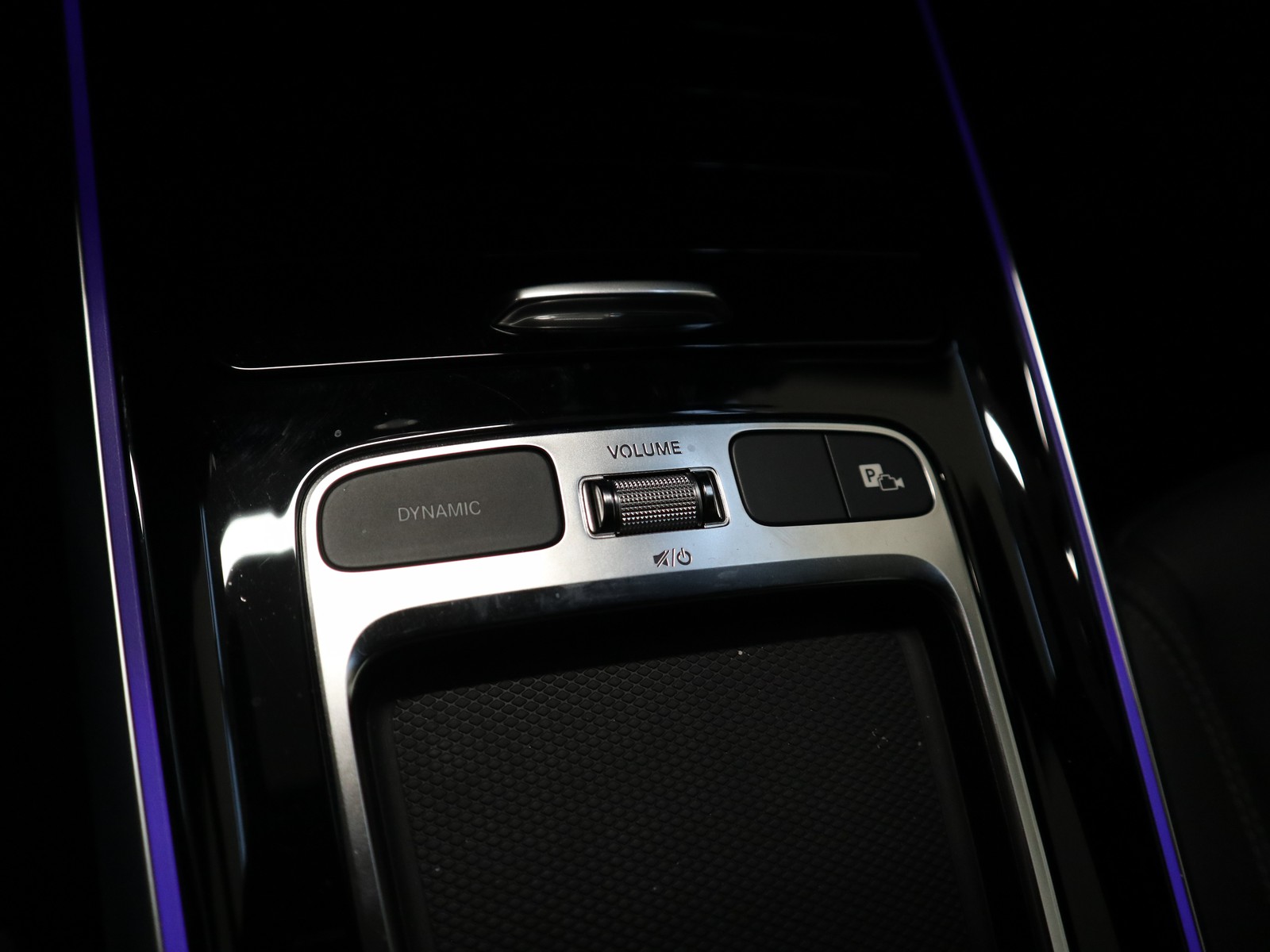 14 - Mercedes EQB 250+ progressive