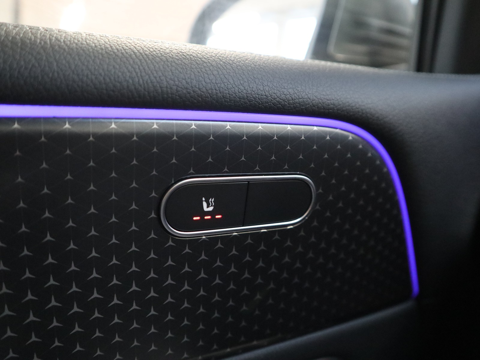 15 - Mercedes EQB 250+ progressive