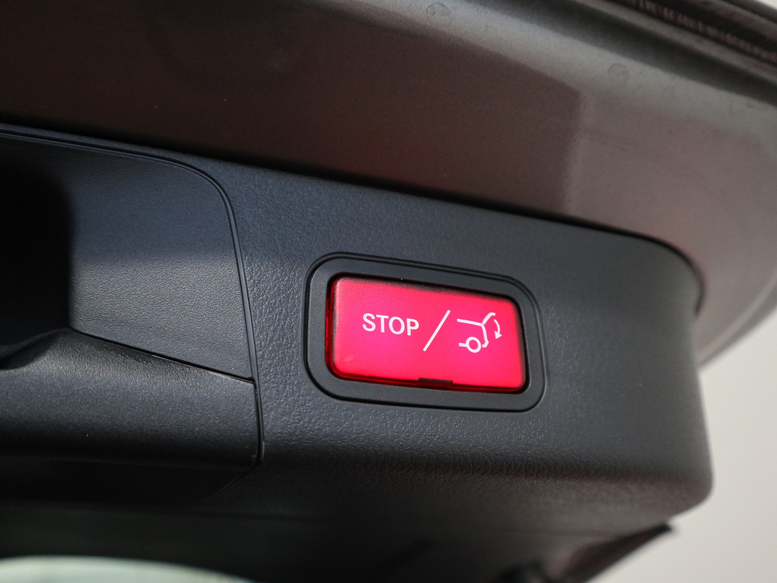 18 - Mercedes EQB 250+ progressive