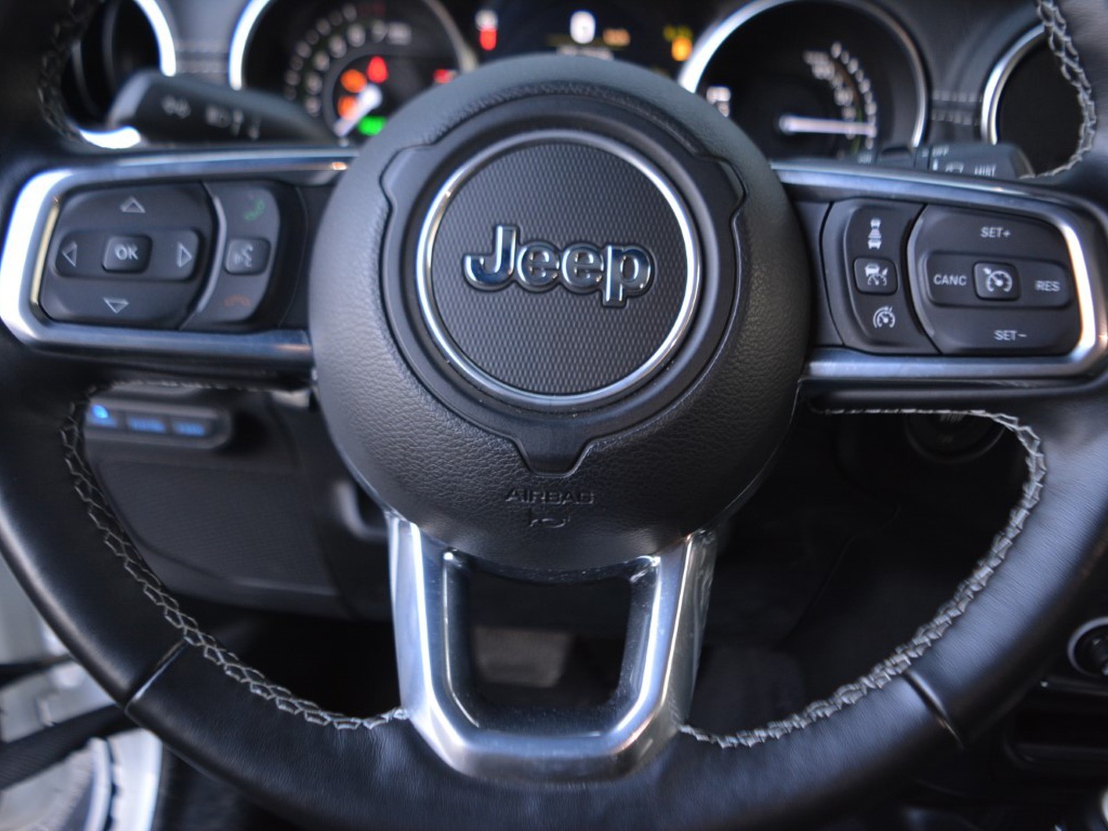 18 - Jeep Wrangler unlimited 2.0 atx phev sahara 4xe auto