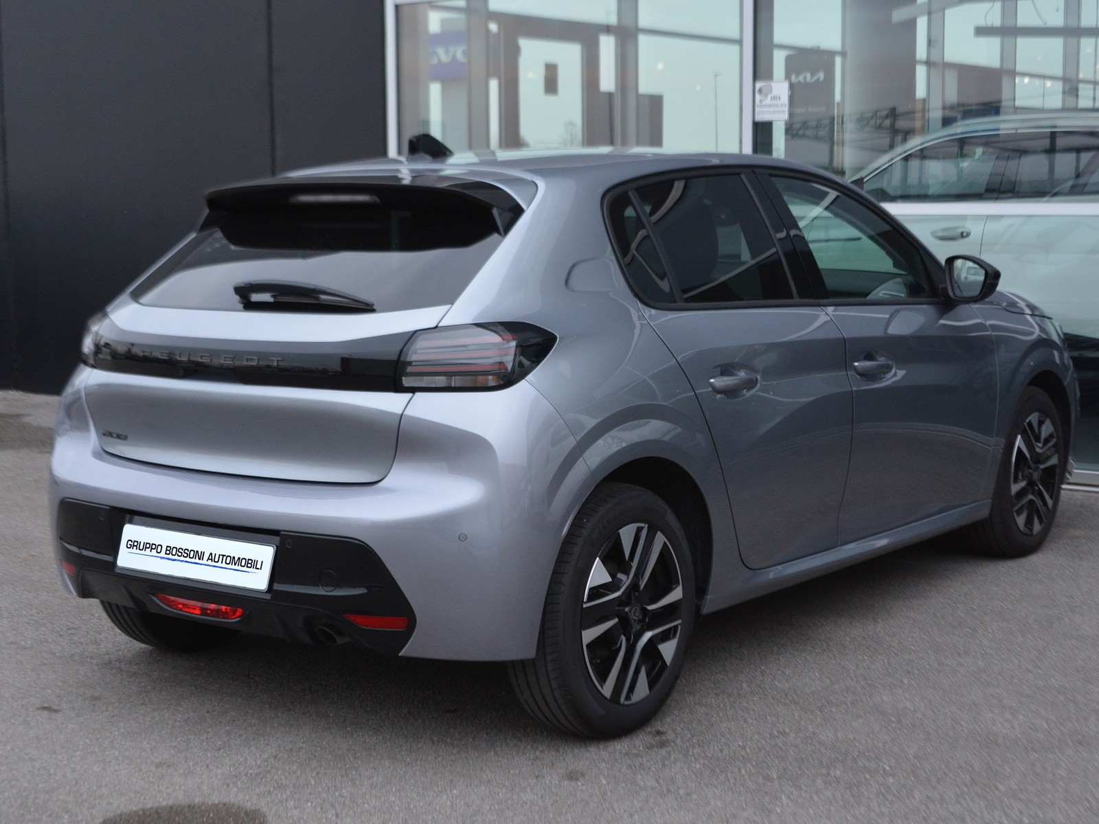 3 - Peugeot 208 1.2 puretech 100cv allure s&s