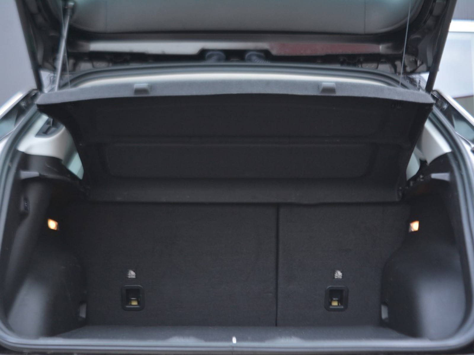 14 - Jeep Compass 1.5 turbo t4 mhev 130cv altitude 2wd