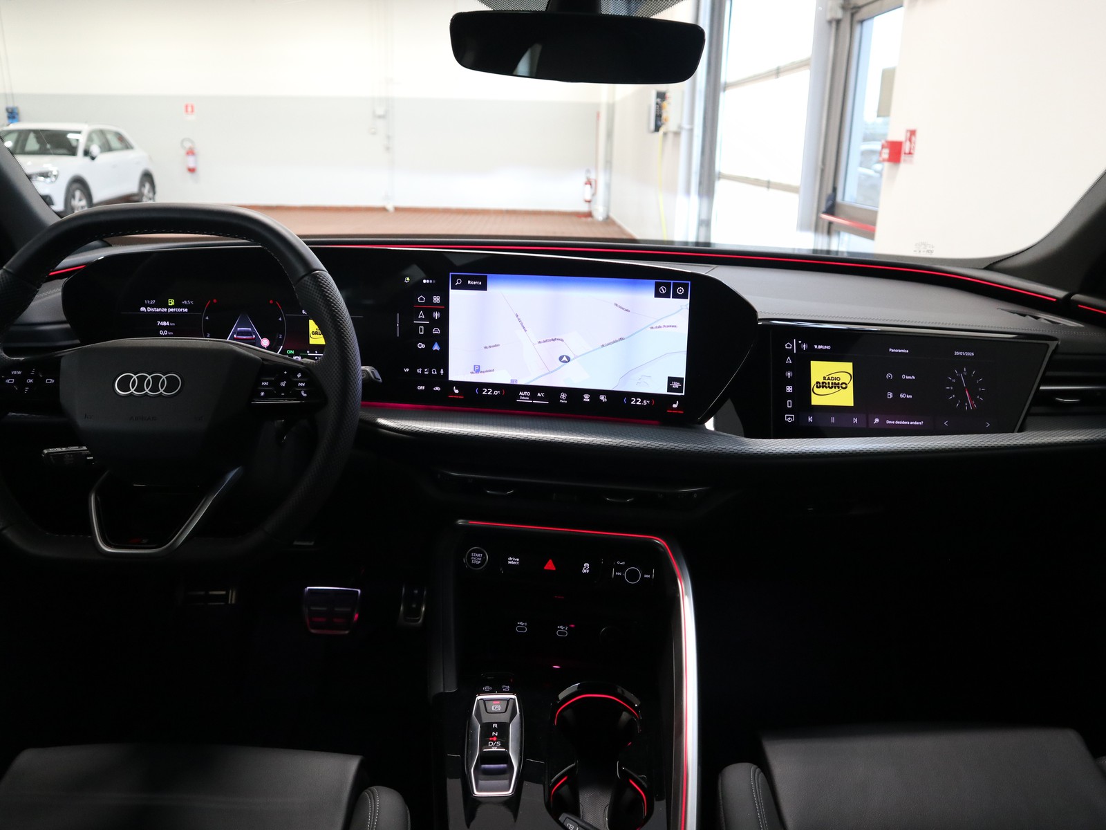 14 - Audi Q5 2.0 tdi mhev+ 204cv s line edition quattro s tronic