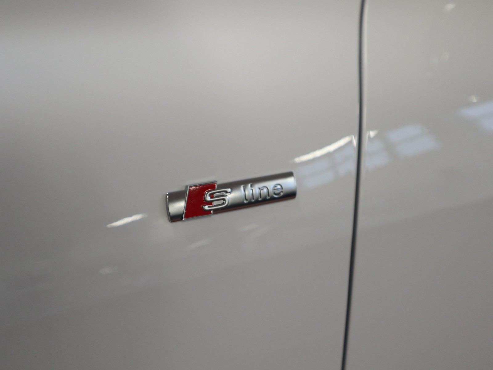 21 - Audi Q5 2.0 tdi mhev+ 204cv s line edition quattro s tronic